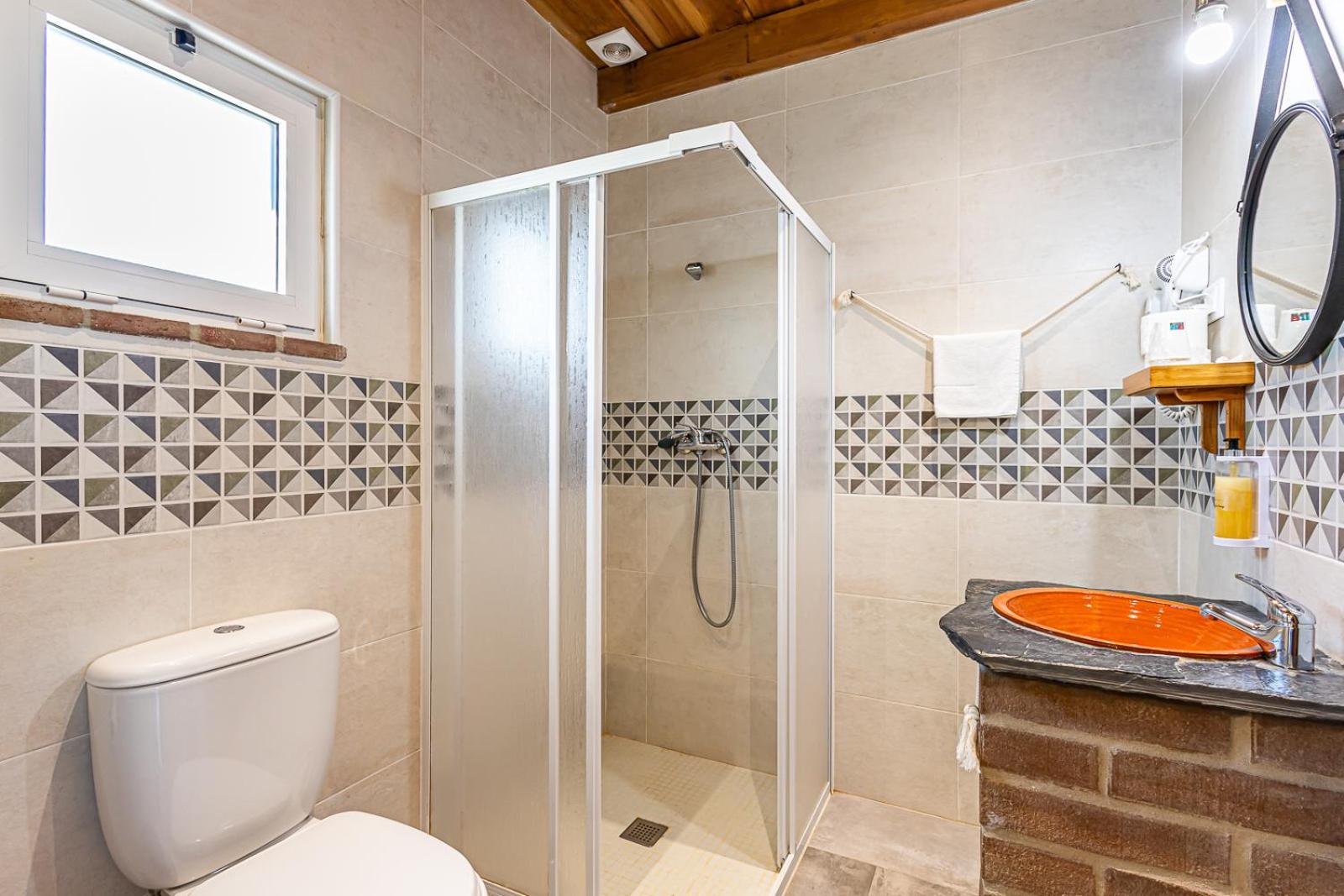 Two-Bedroom Apartment - Photo 4