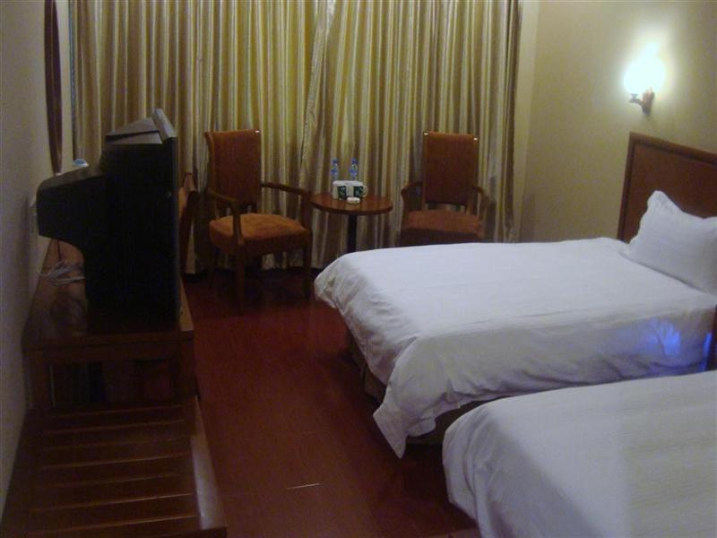 Mainland Chinese Citizens - Business Twin Room photo 1