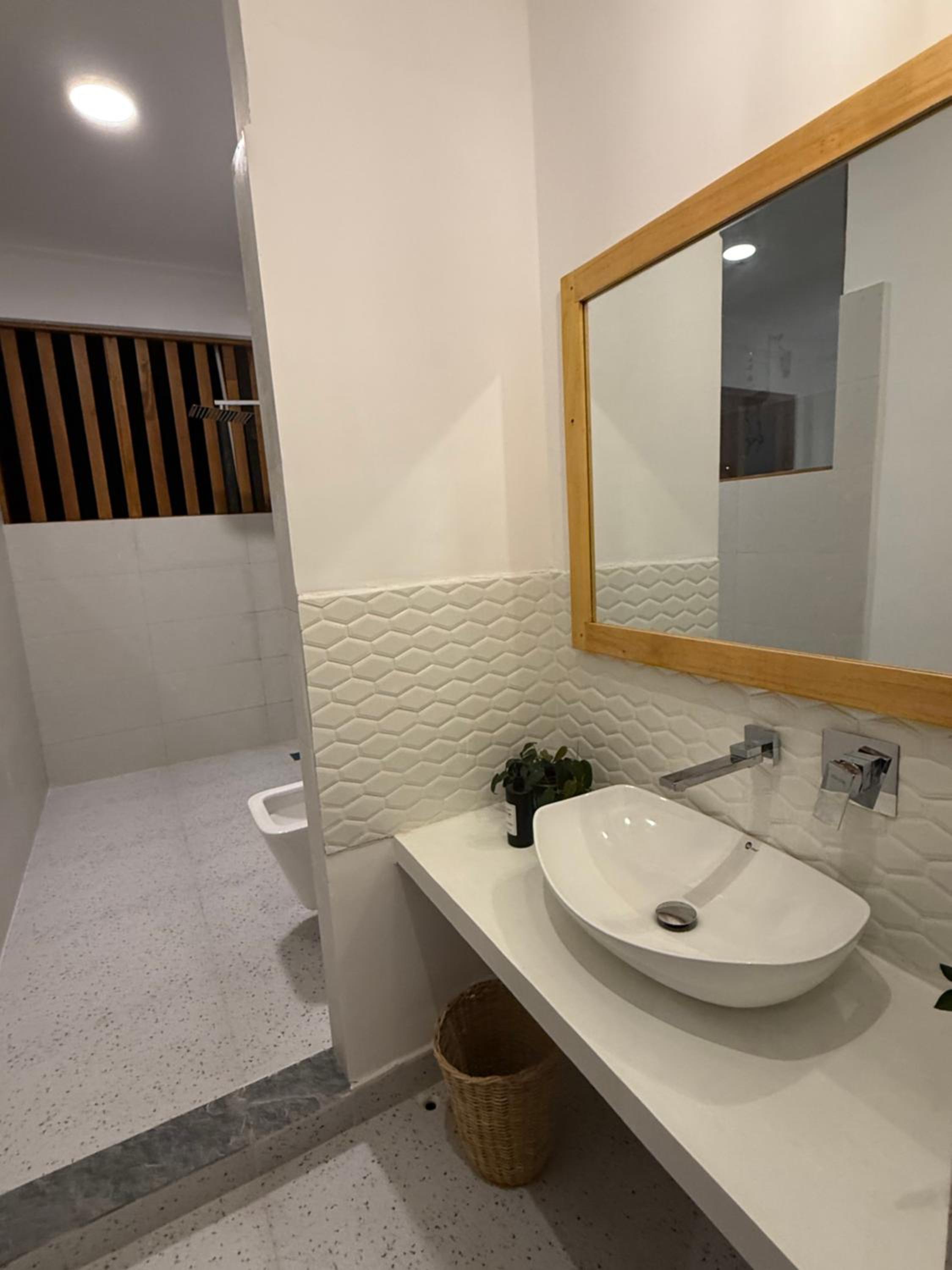 Deluxe Double Room with Balcony photo 2
