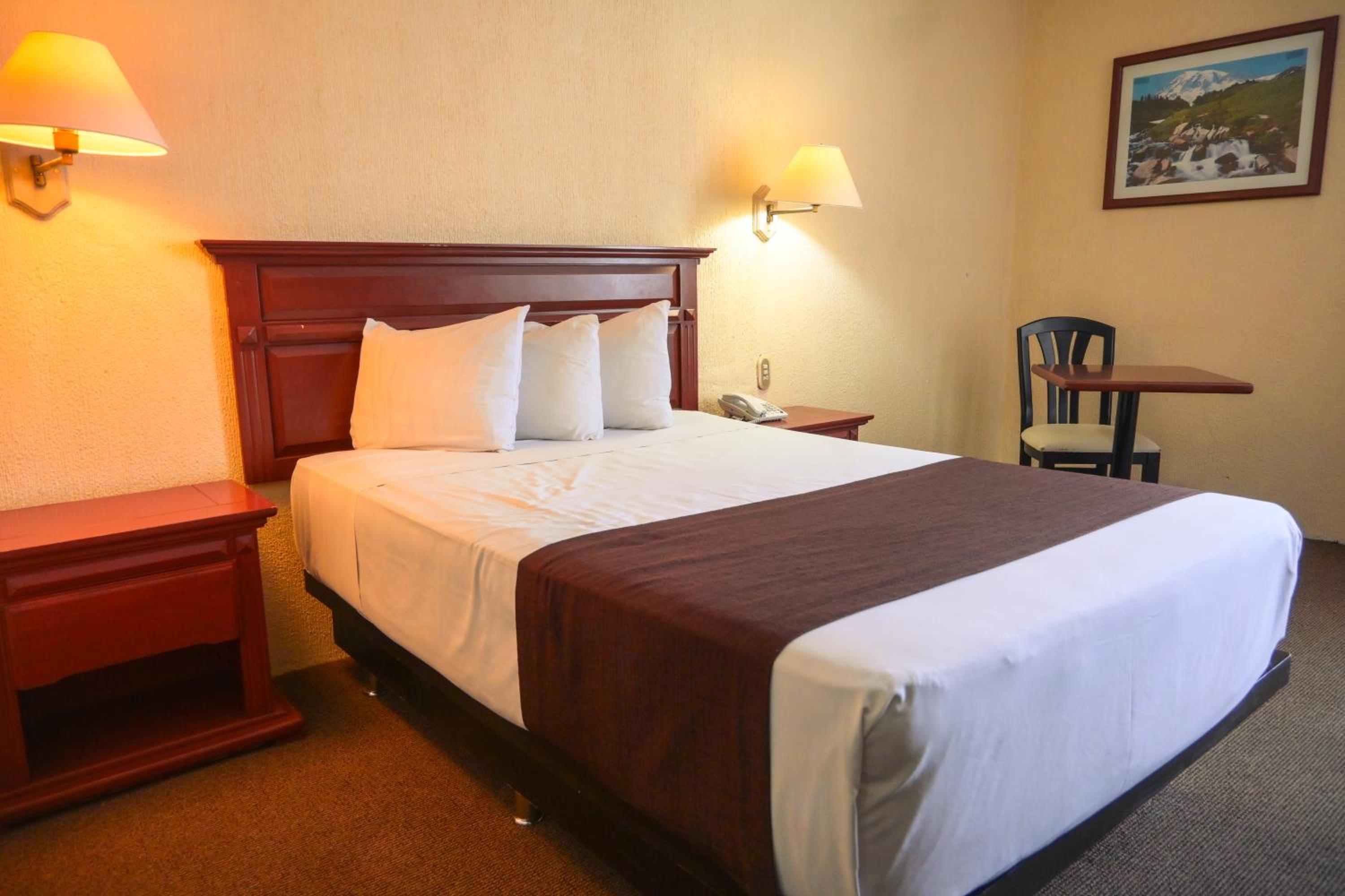 Double Room - Photo 2