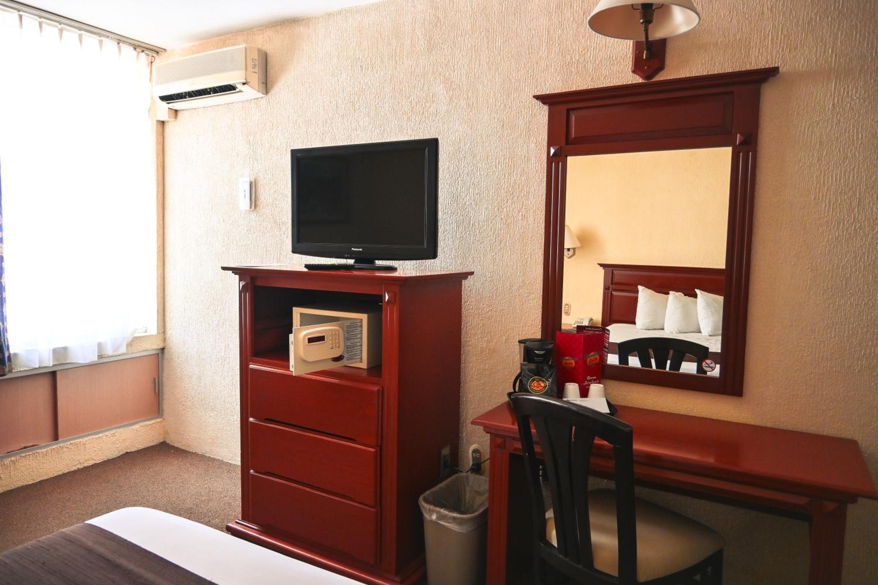 Double Room - Photo 3