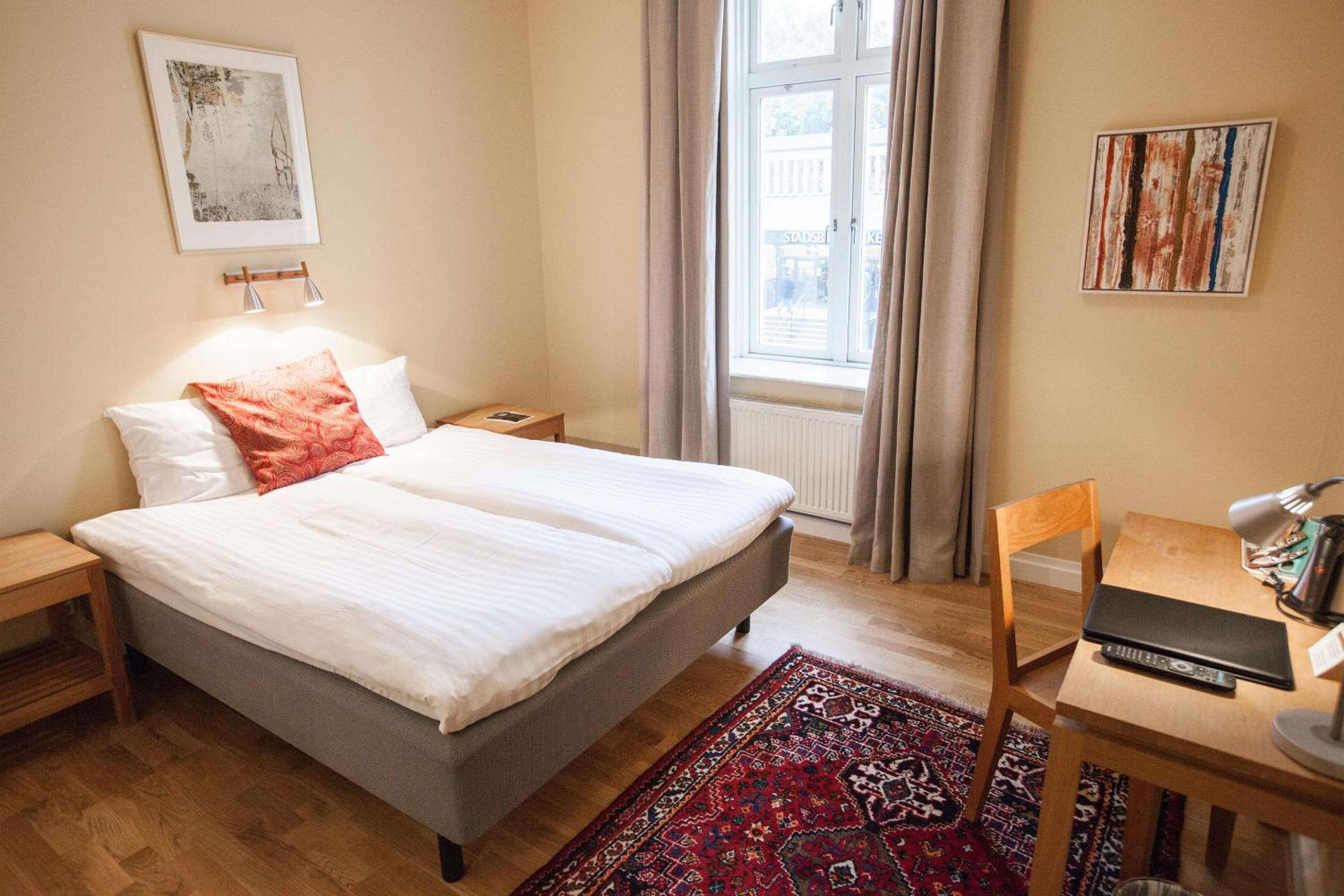 Double Room - Photo 4