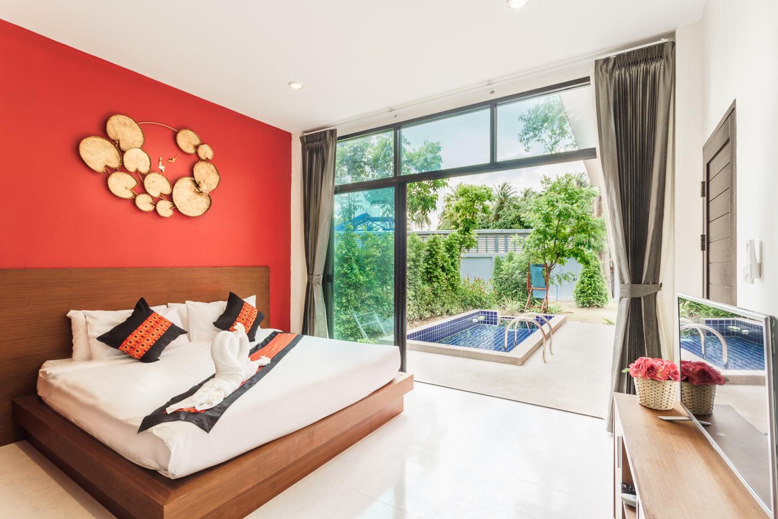 Vila de Dois Quartos com Piscina Privada - Estilo Lanna