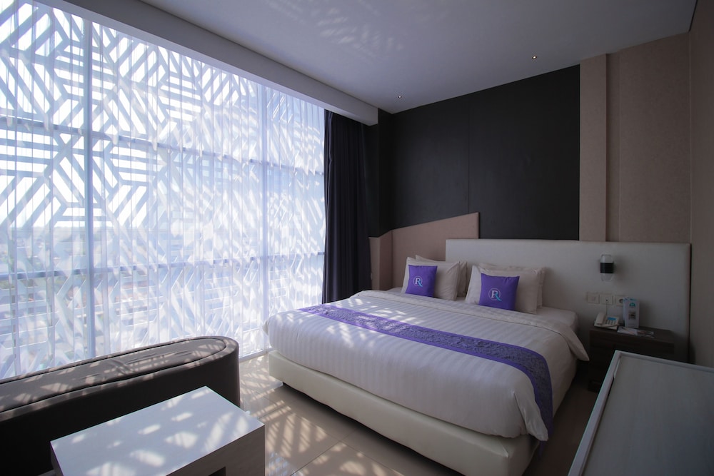 Suite - Photo 5