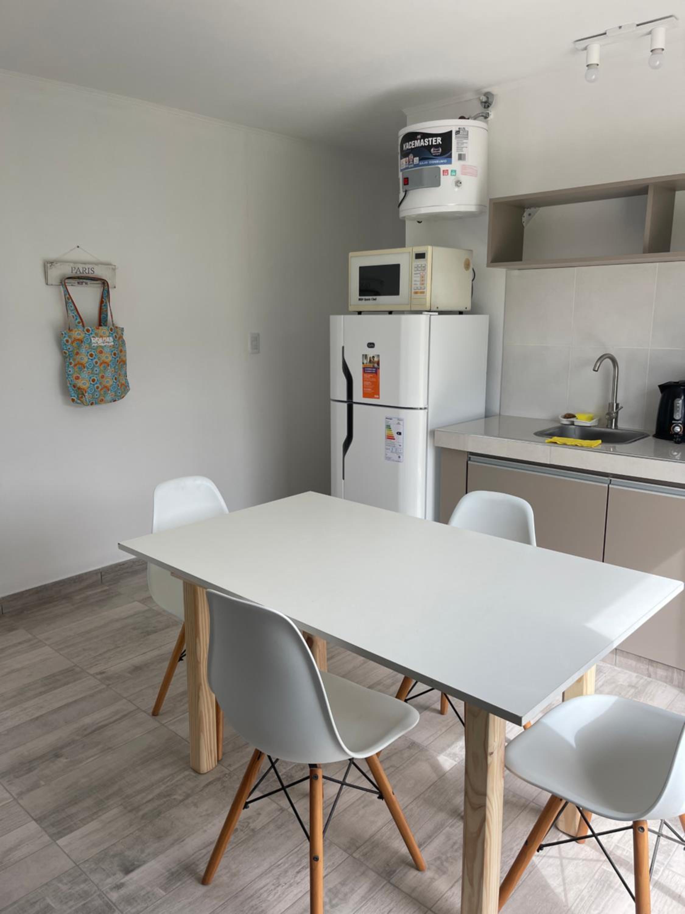 Deluxe One-Bedroom Apartment with Garden View photo 3