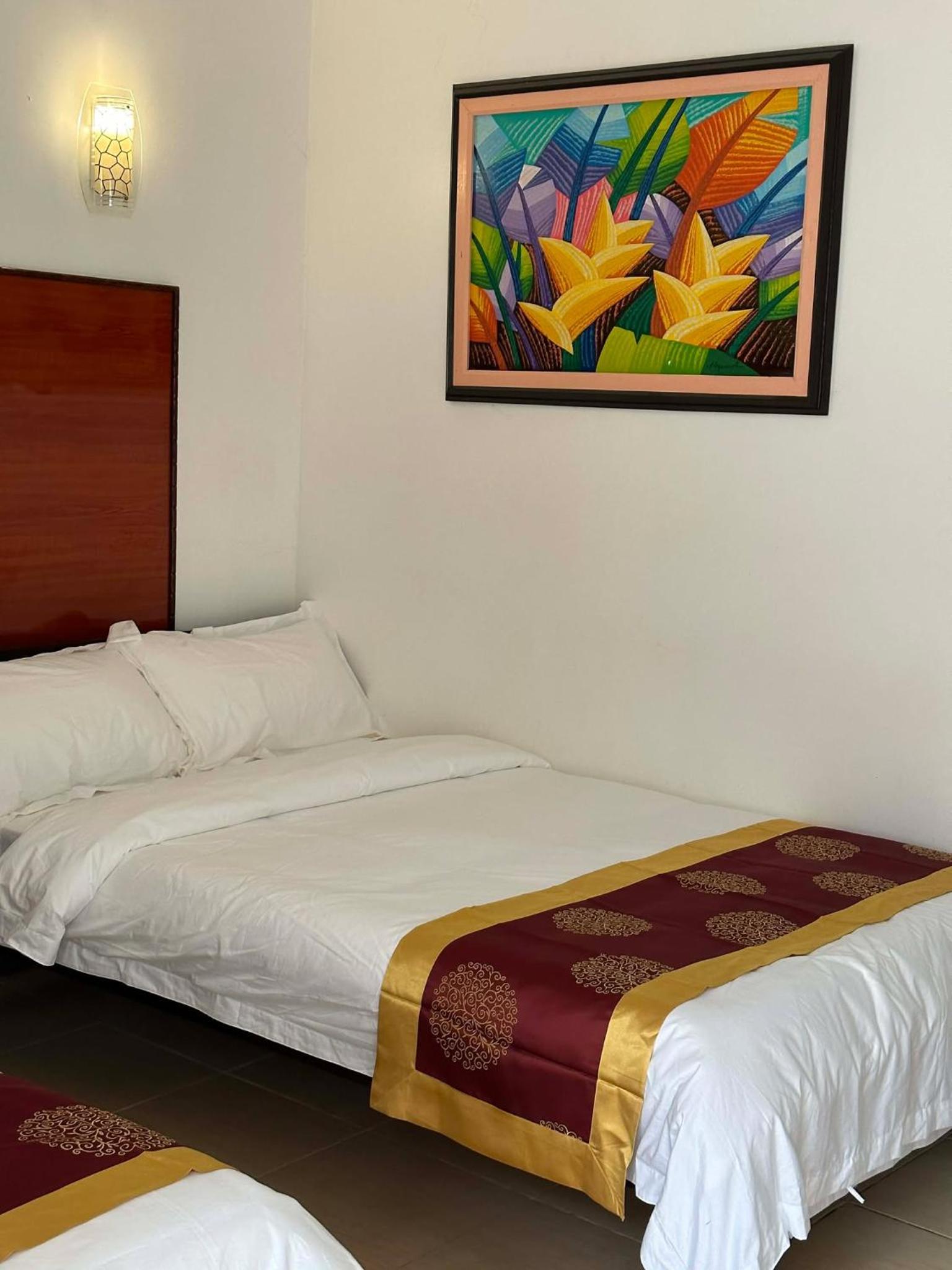 Deluxe Double or Twin Room with Pool View photo 2