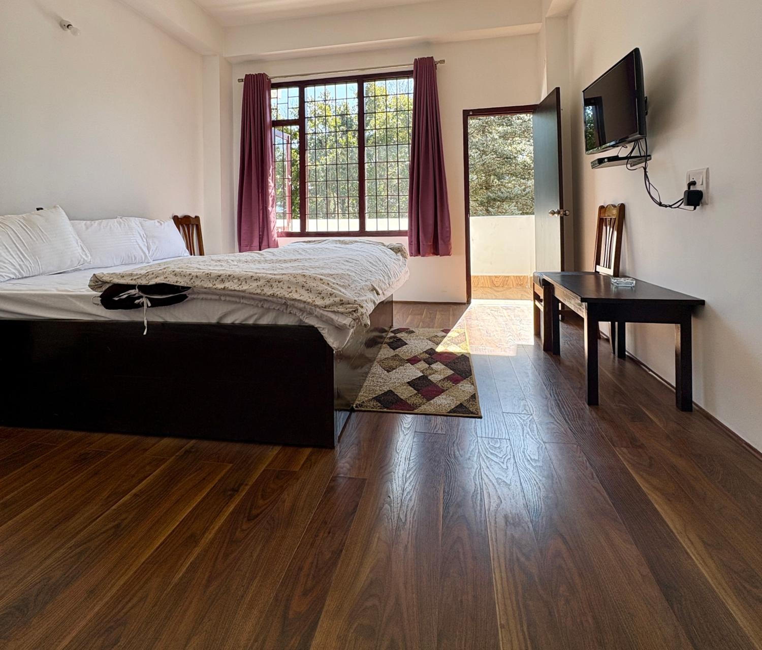 Double Room with Balcony photo 2