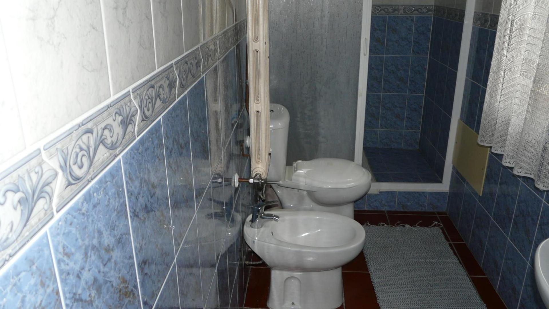 Comfort Triple Room with Shower - Photo 3