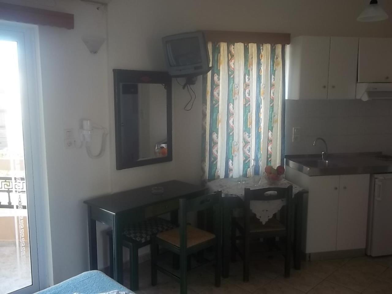 Studio with Sea View (2 Adults) photo 1