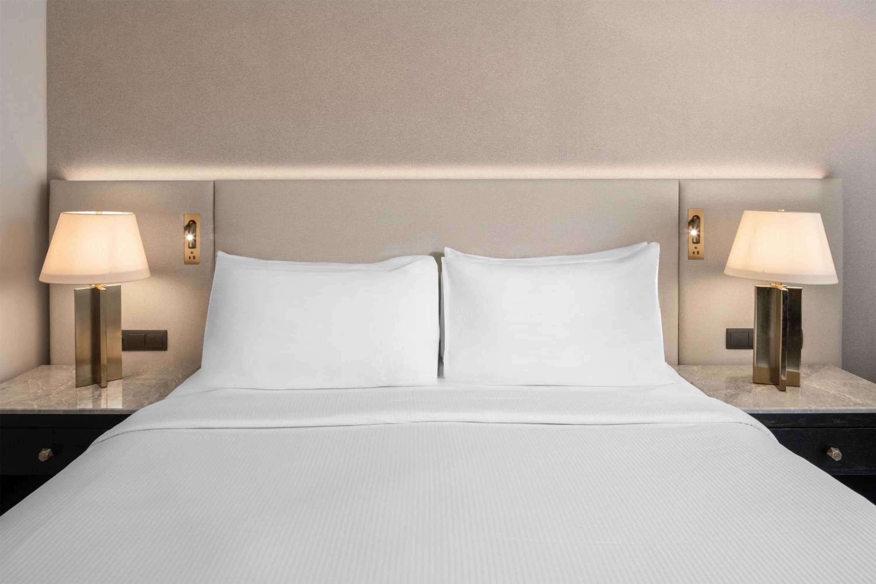 Premium King Room