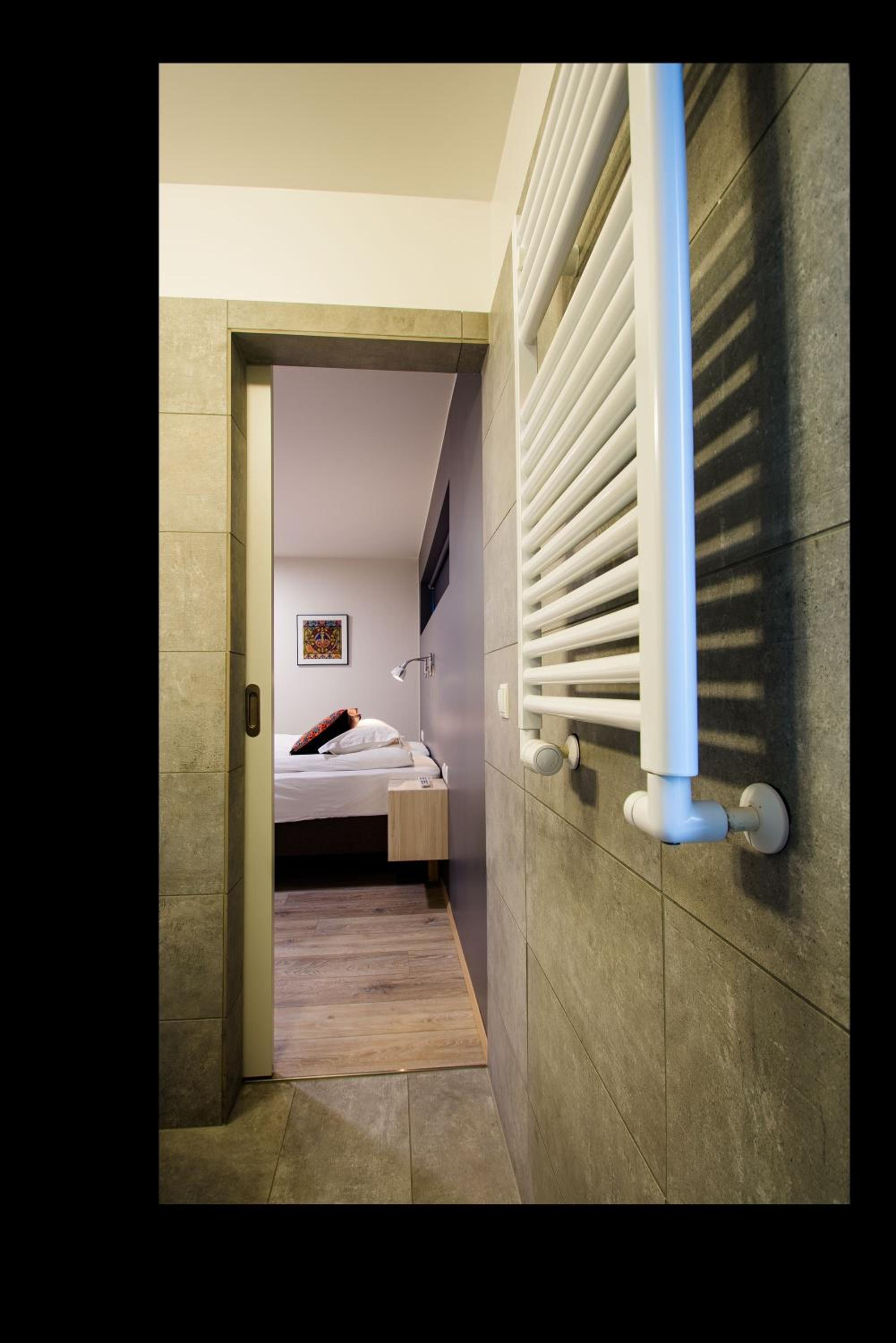 Double or Twin Room with Private Bathroom photo 3