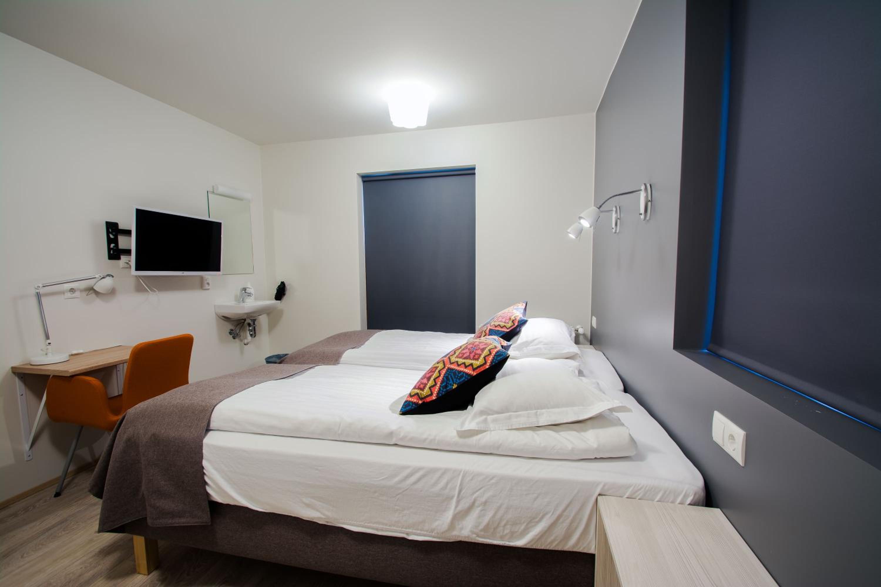 Double Room with Shared Bathroom photo 1