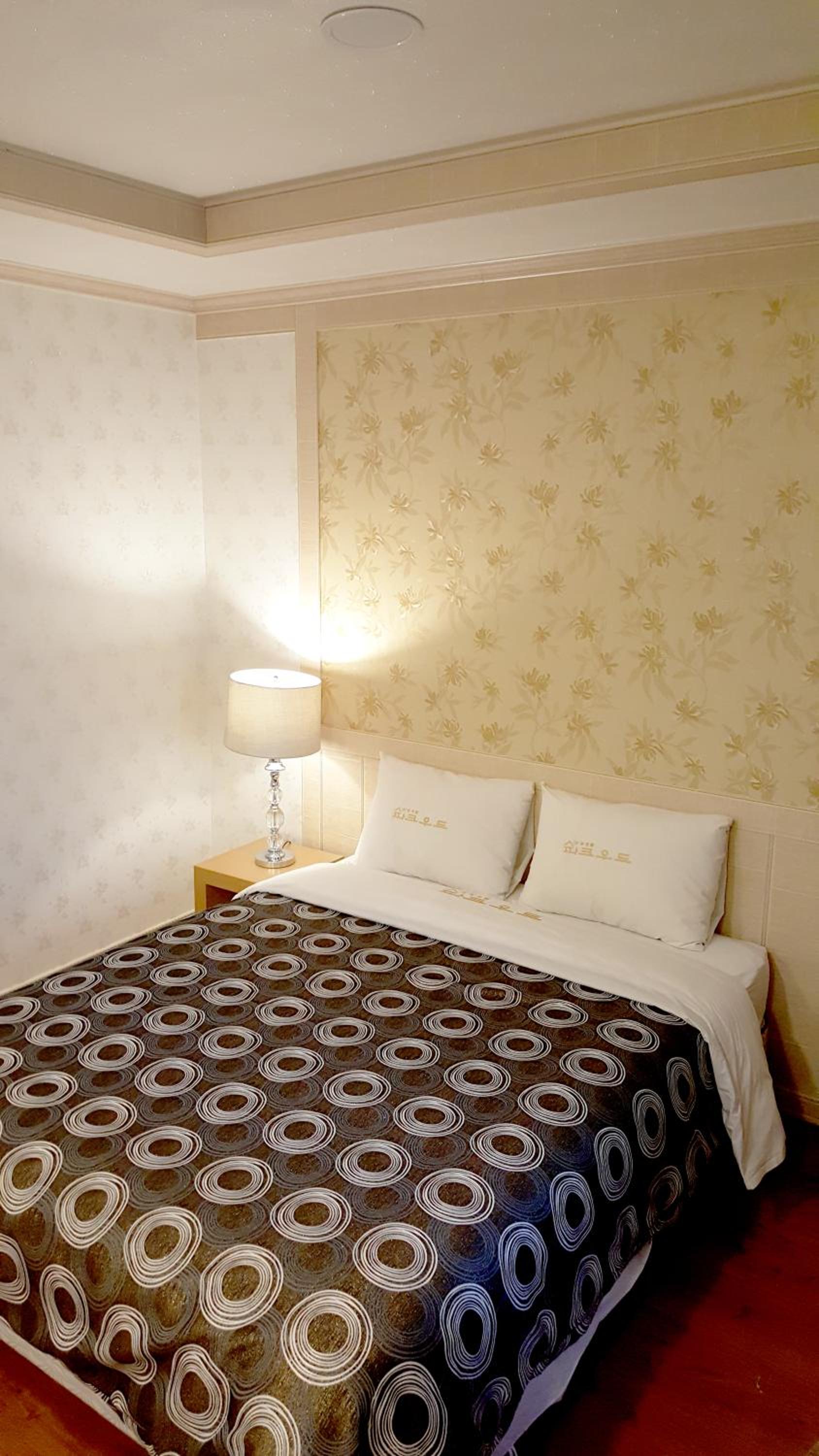 Deluxe Double Room - Photo 5