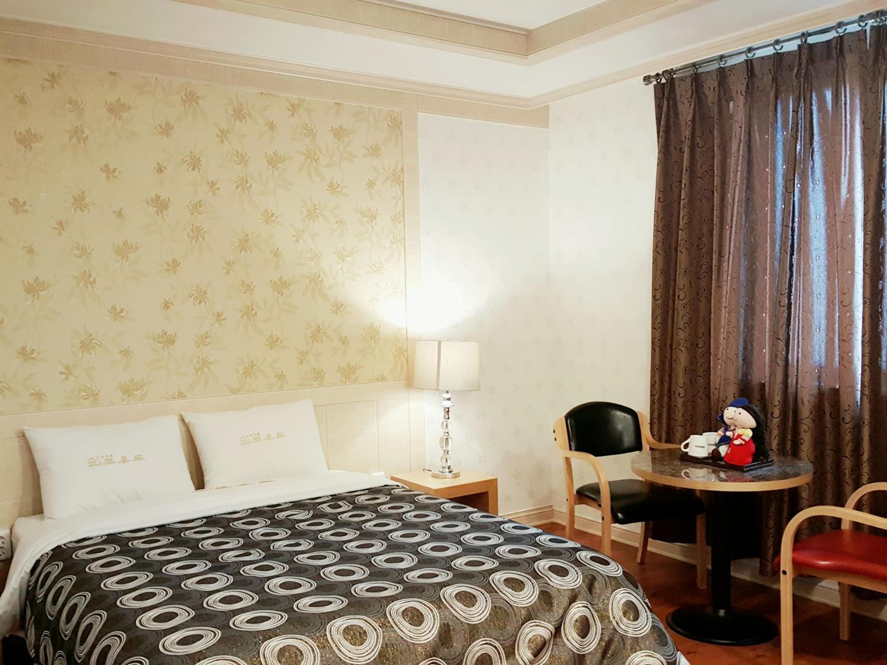 Deluxe Double Room - Photo 1