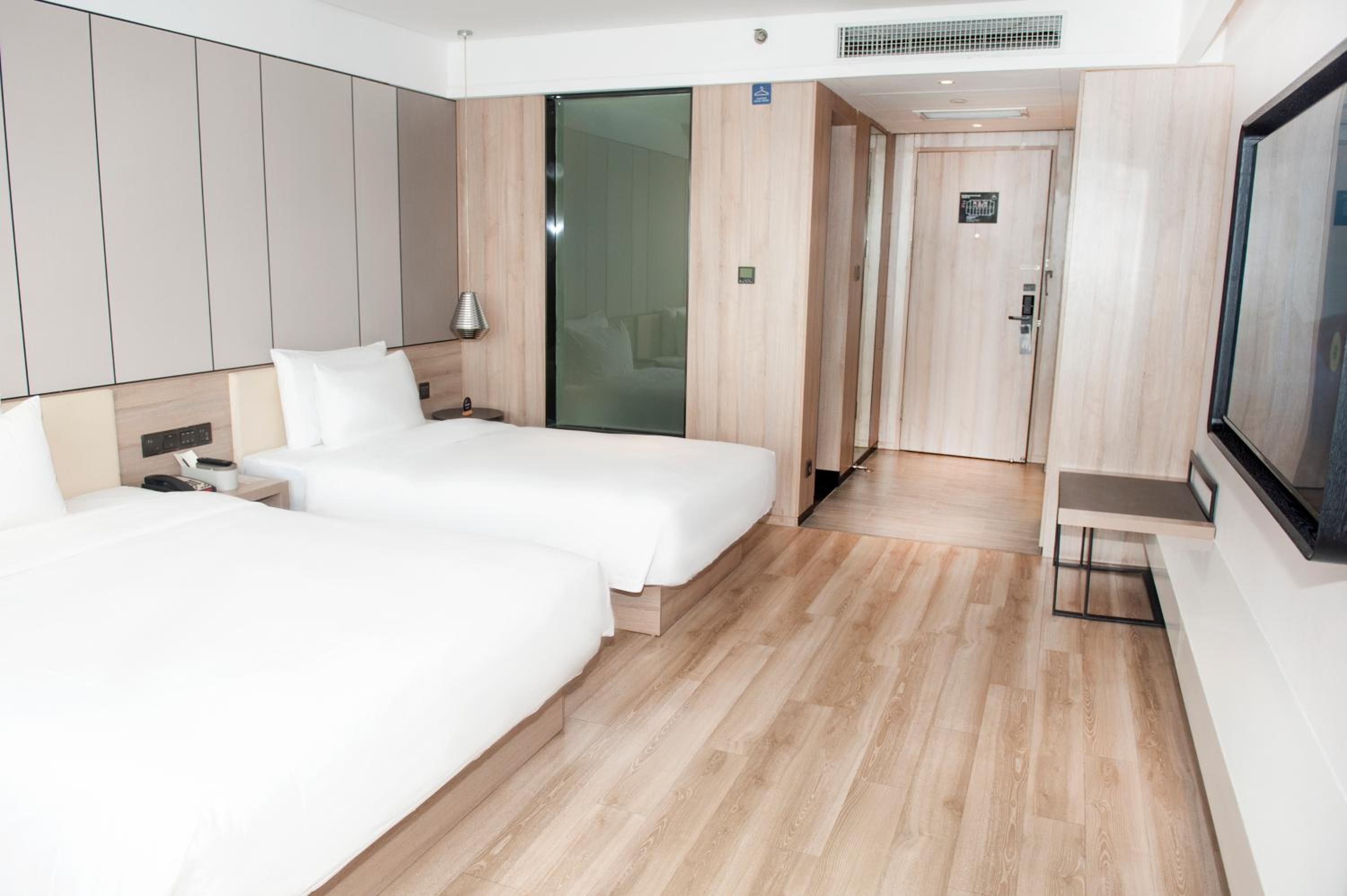 Jimu Family Room