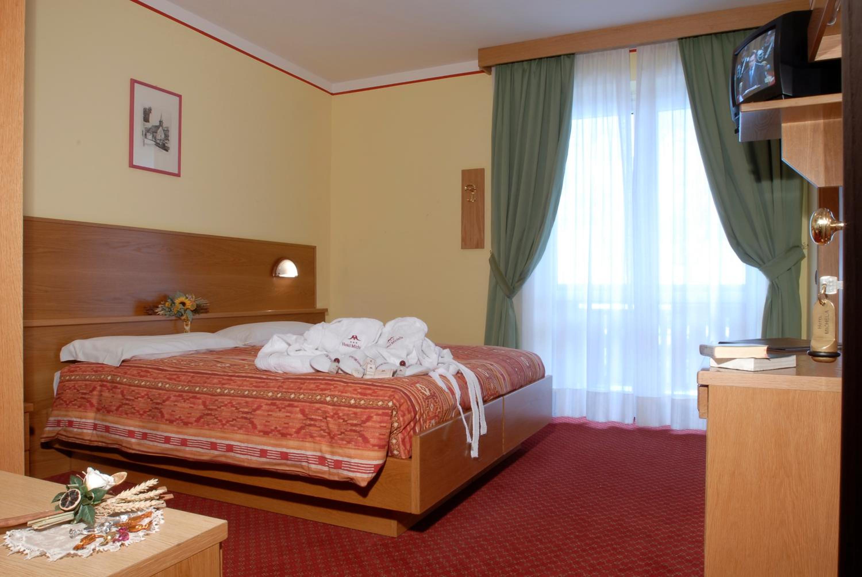 Double or Twin Room photo 2