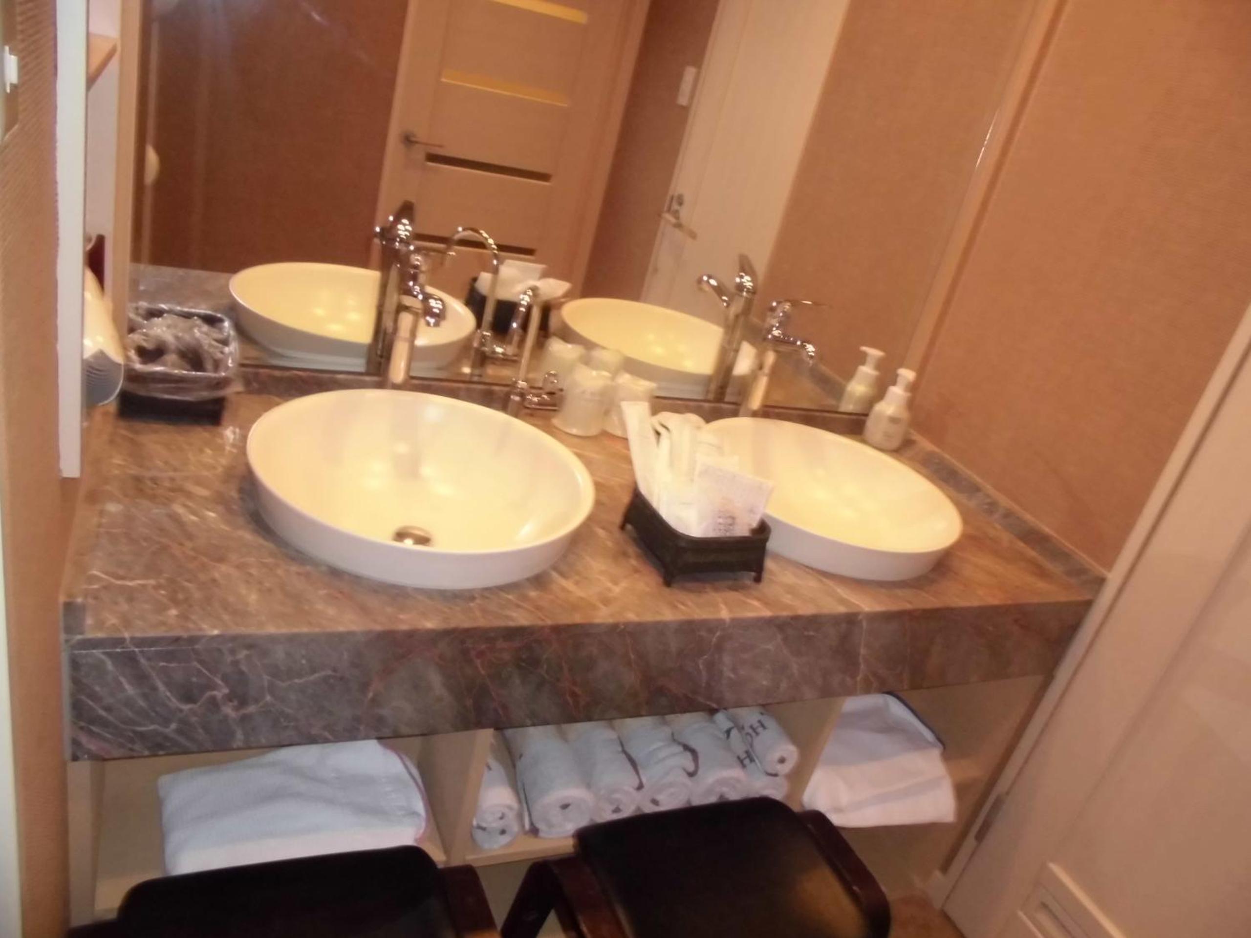 Standard Double Room - Photo 2