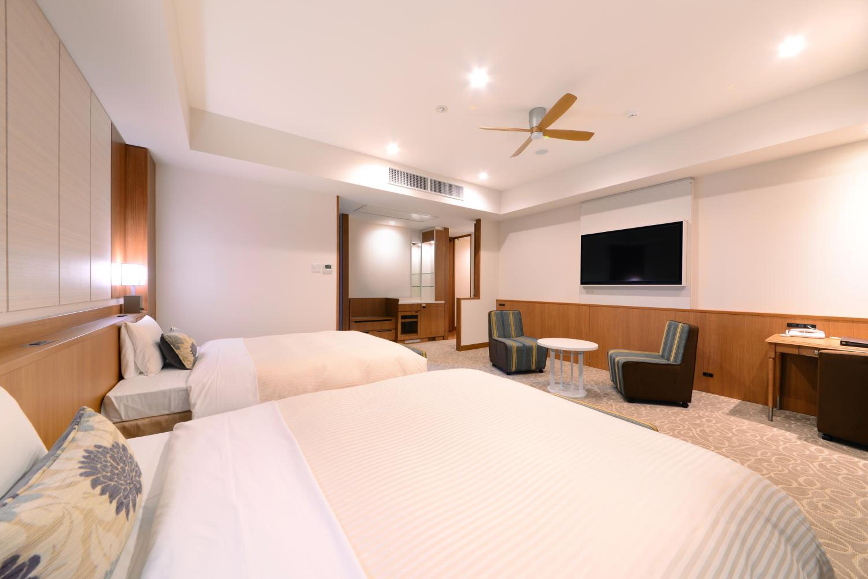 Junior Suite with Sunset View - Annex - Photo 7