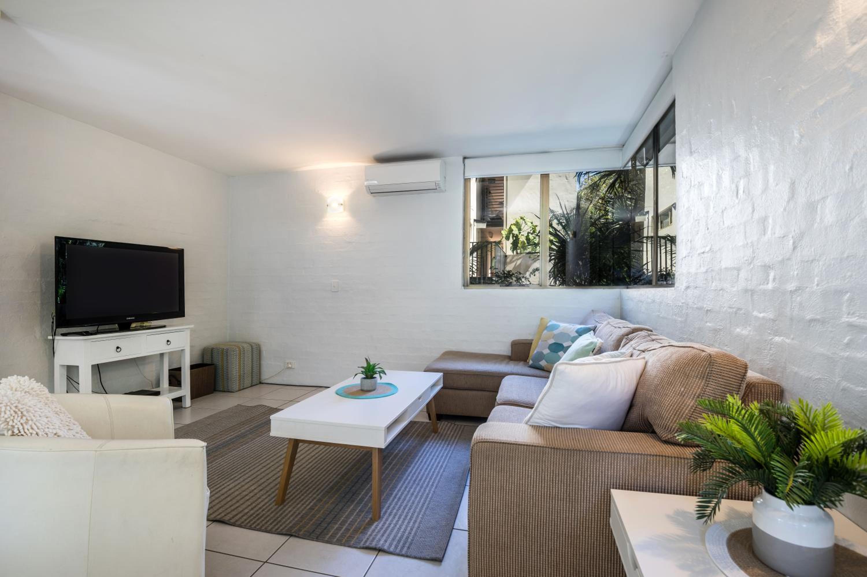 Two-Bedroom Apartment - Photo 10