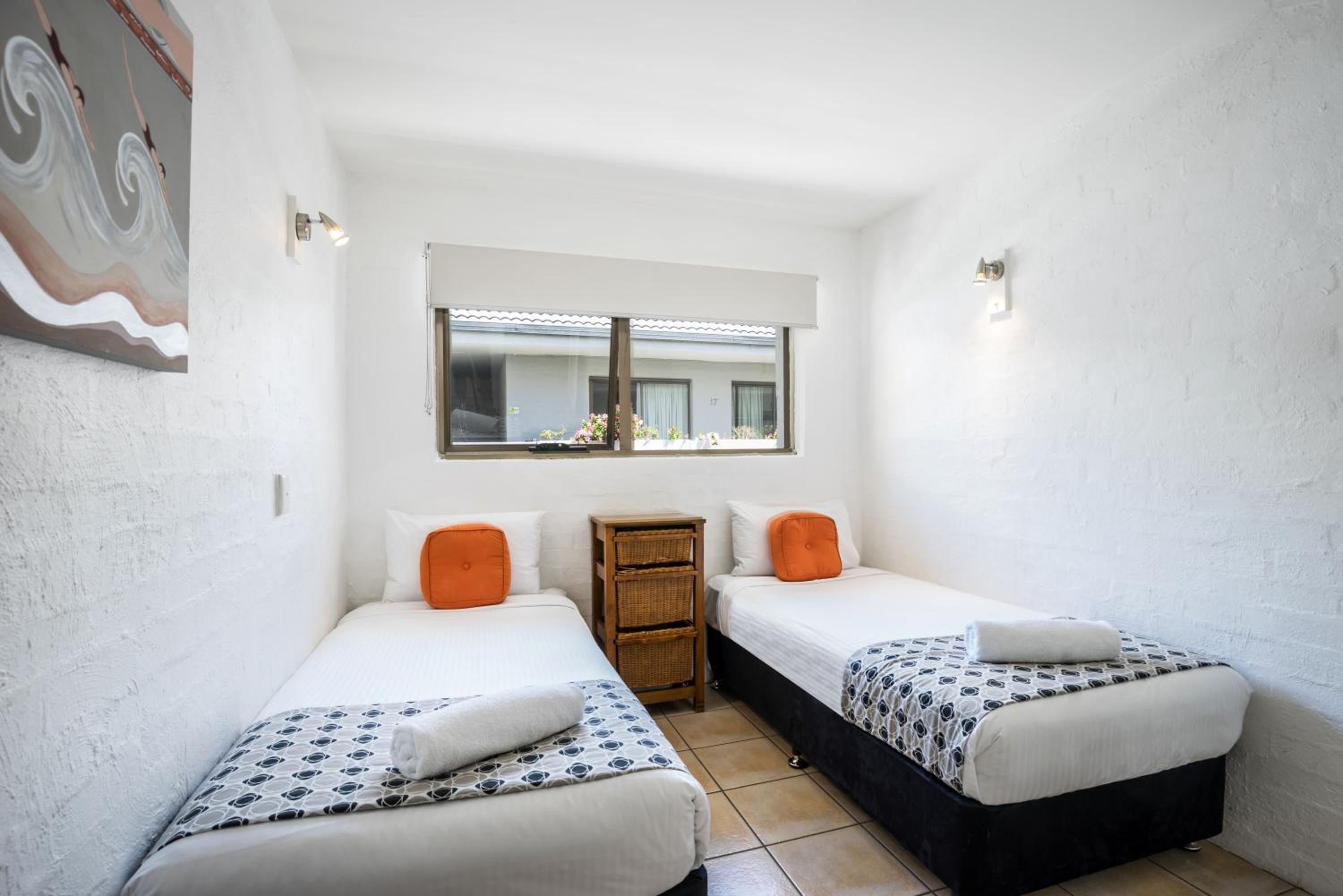 Two-Bedroom Apartment - Photo 3