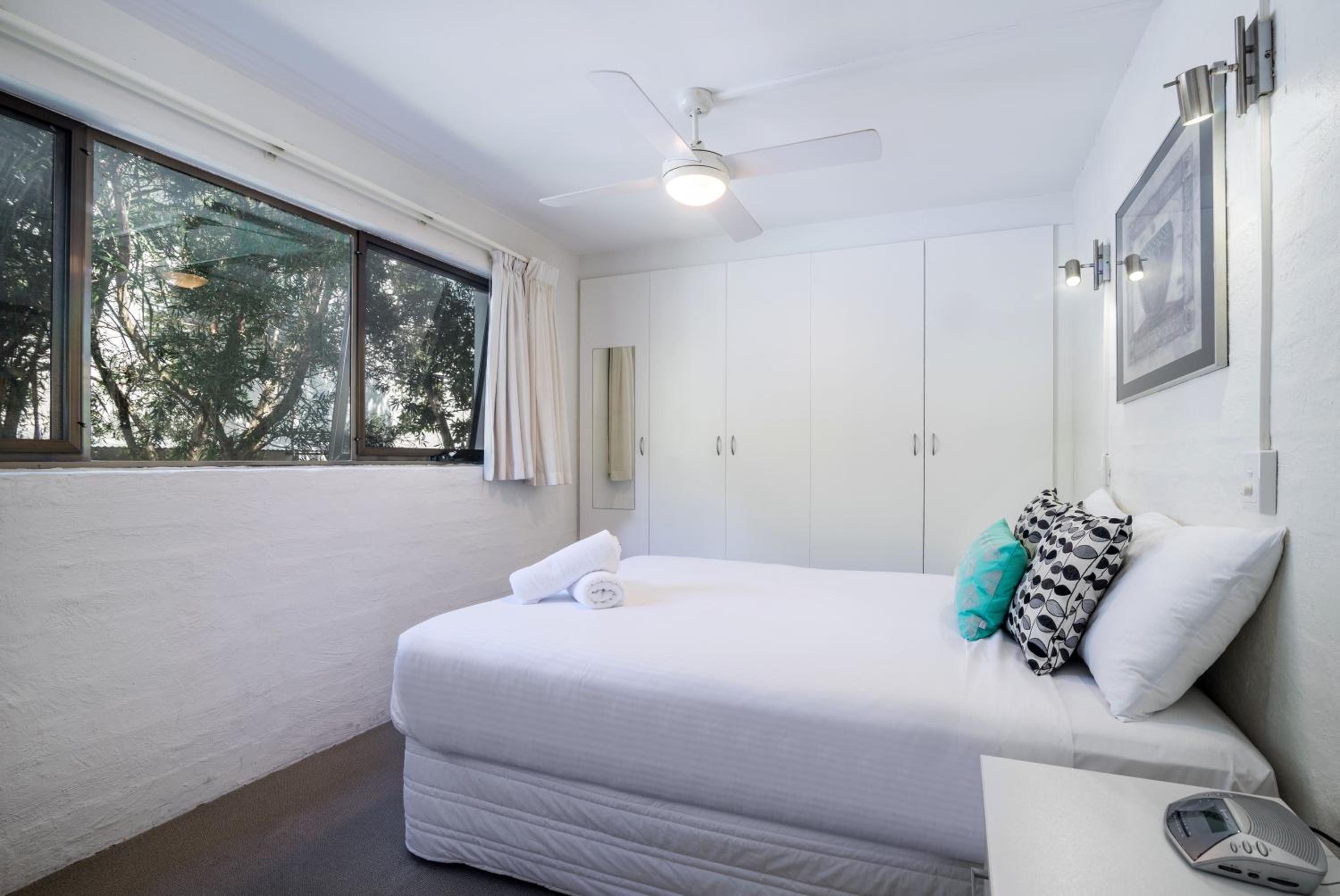 Two-Bedroom Apartment - Photo 21
