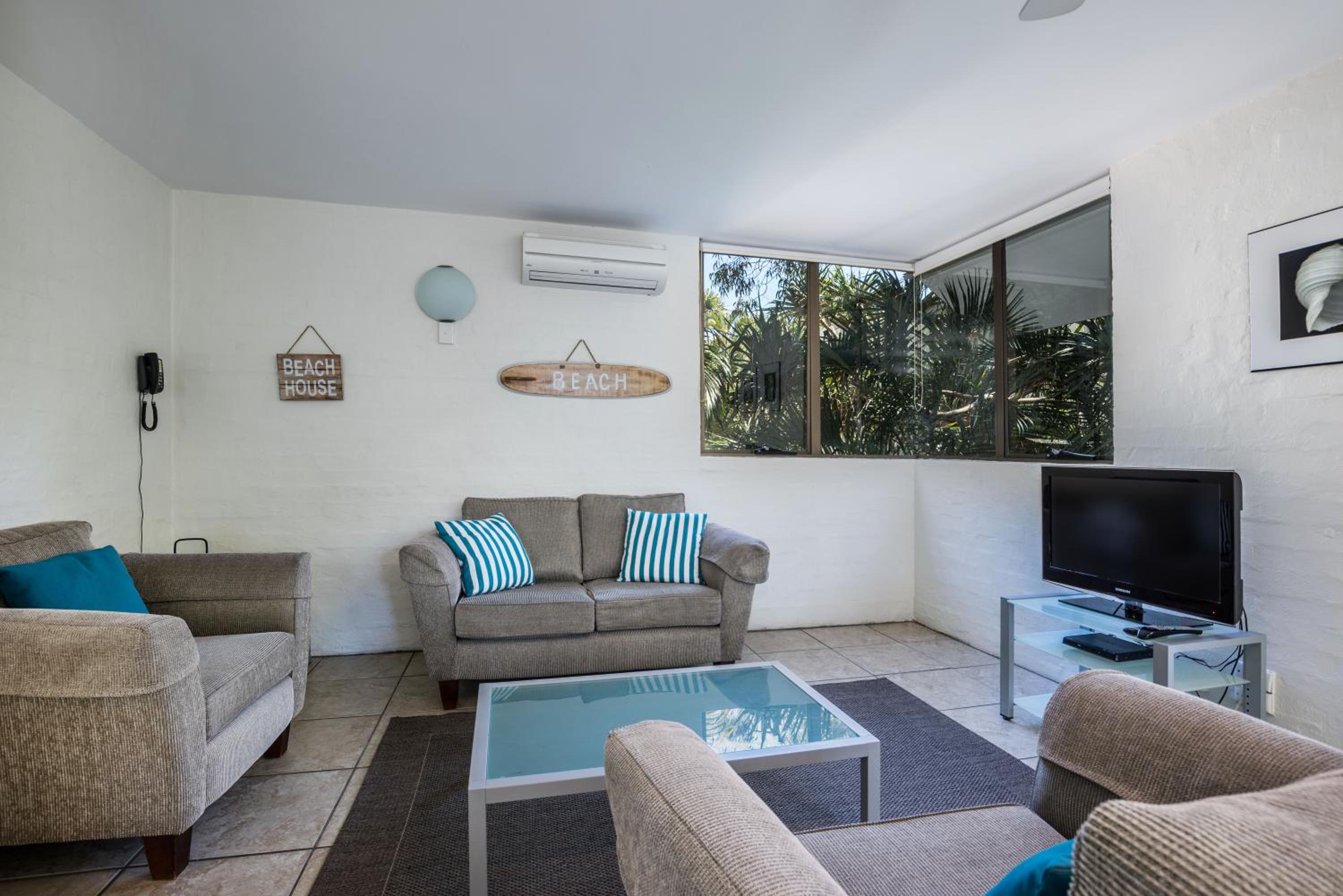 Two-Bedroom Apartment - Photo 17