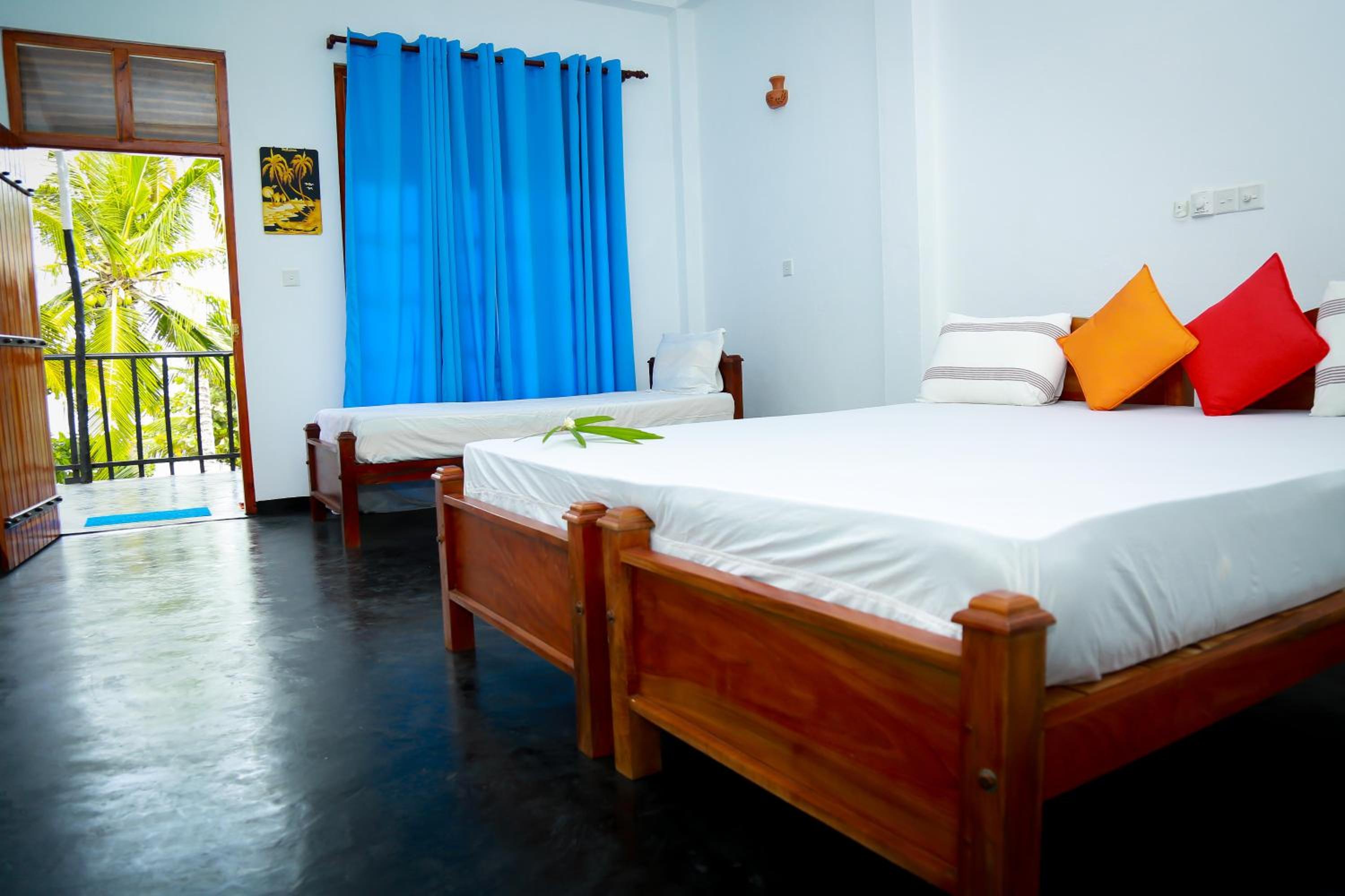 Triple Room with Balcony