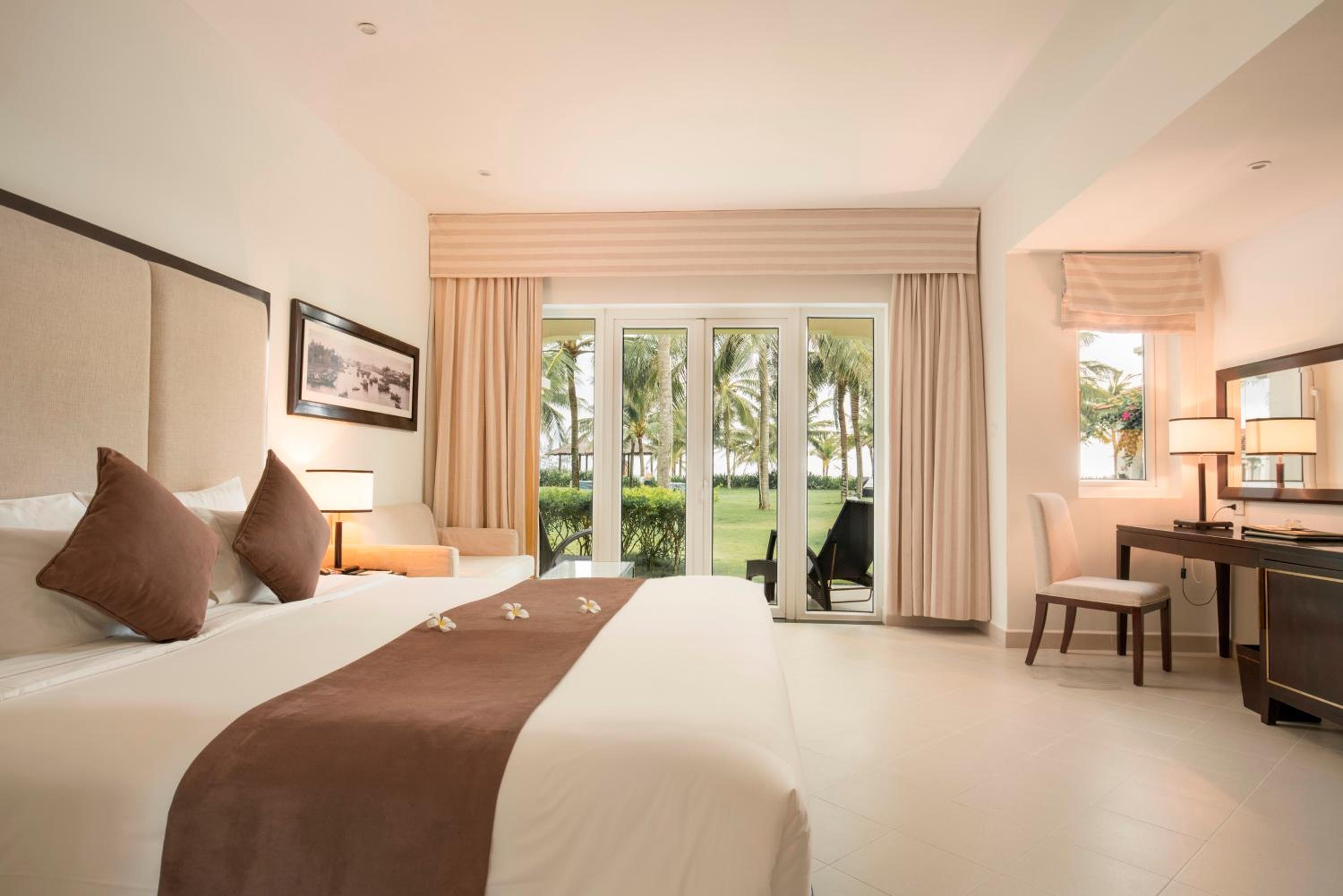 Boutique Deluxe Room with Sea View