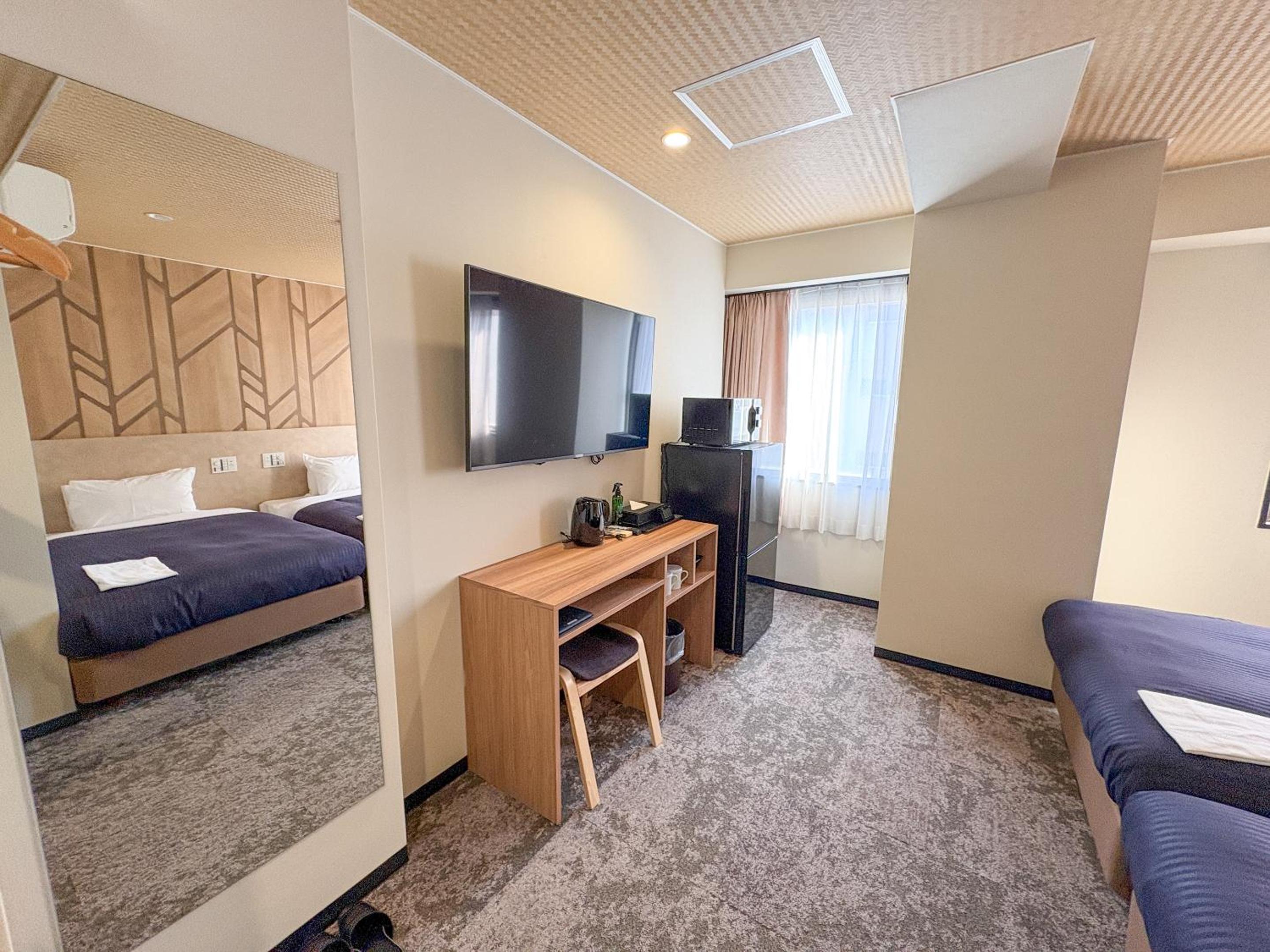 Standard Twin Room photo 3