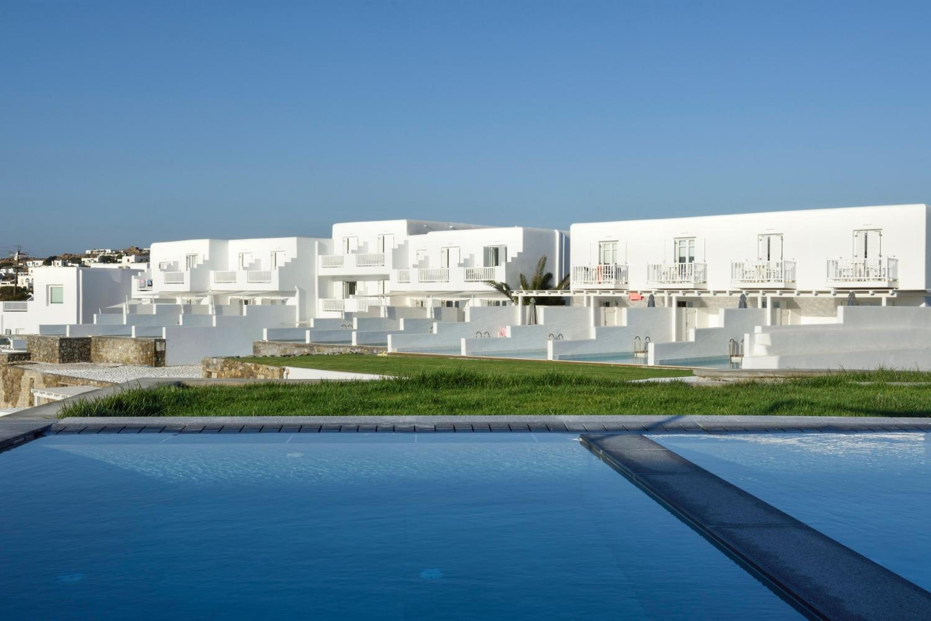 ORIA Superior Room with Side Sea View & Semi Private Pool photo 3