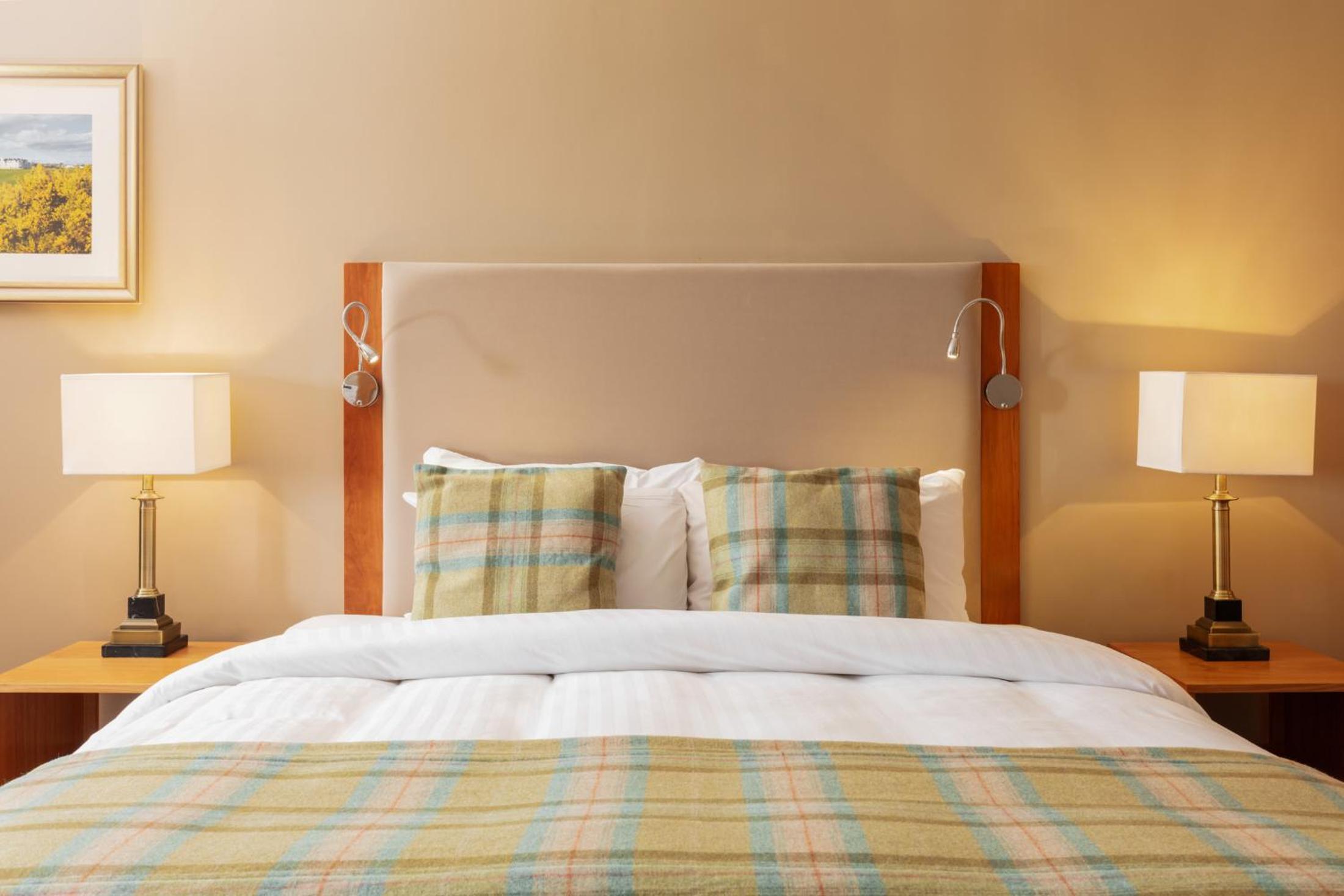 Superior Suite - Photo 5