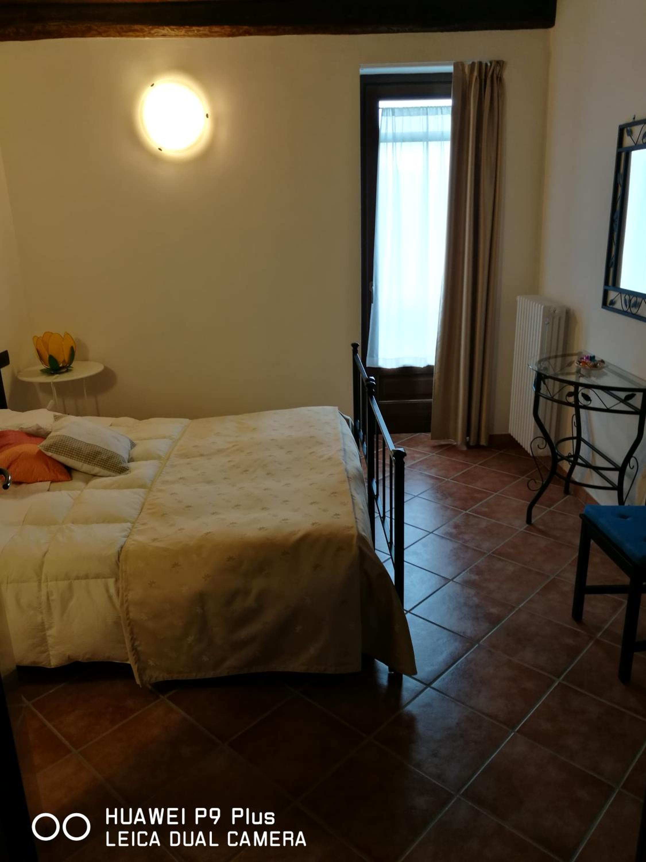 Quadruple Room with Private Bathroom - Photo 1