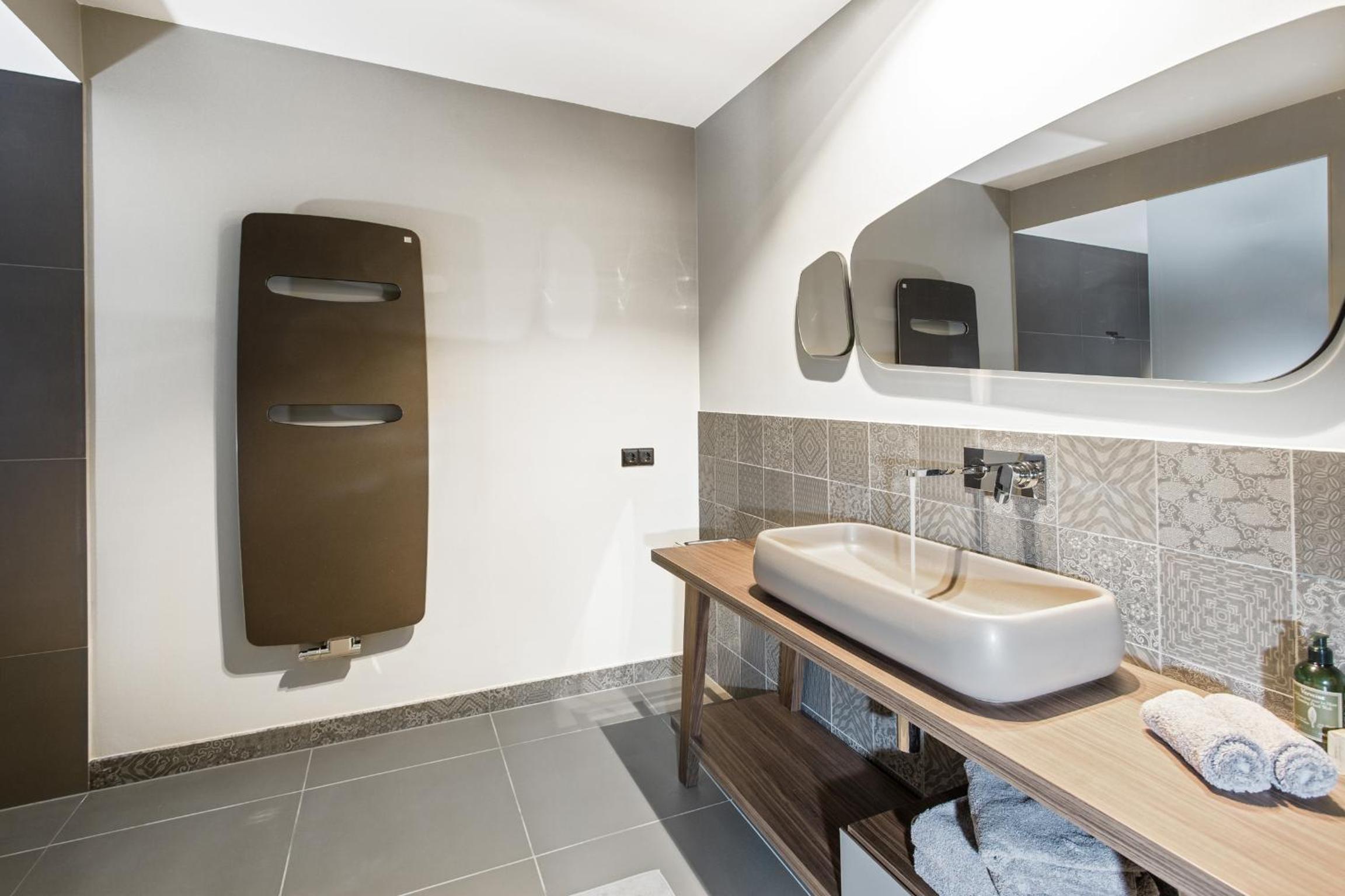 Deluxe Suite with public Terrace photo 3