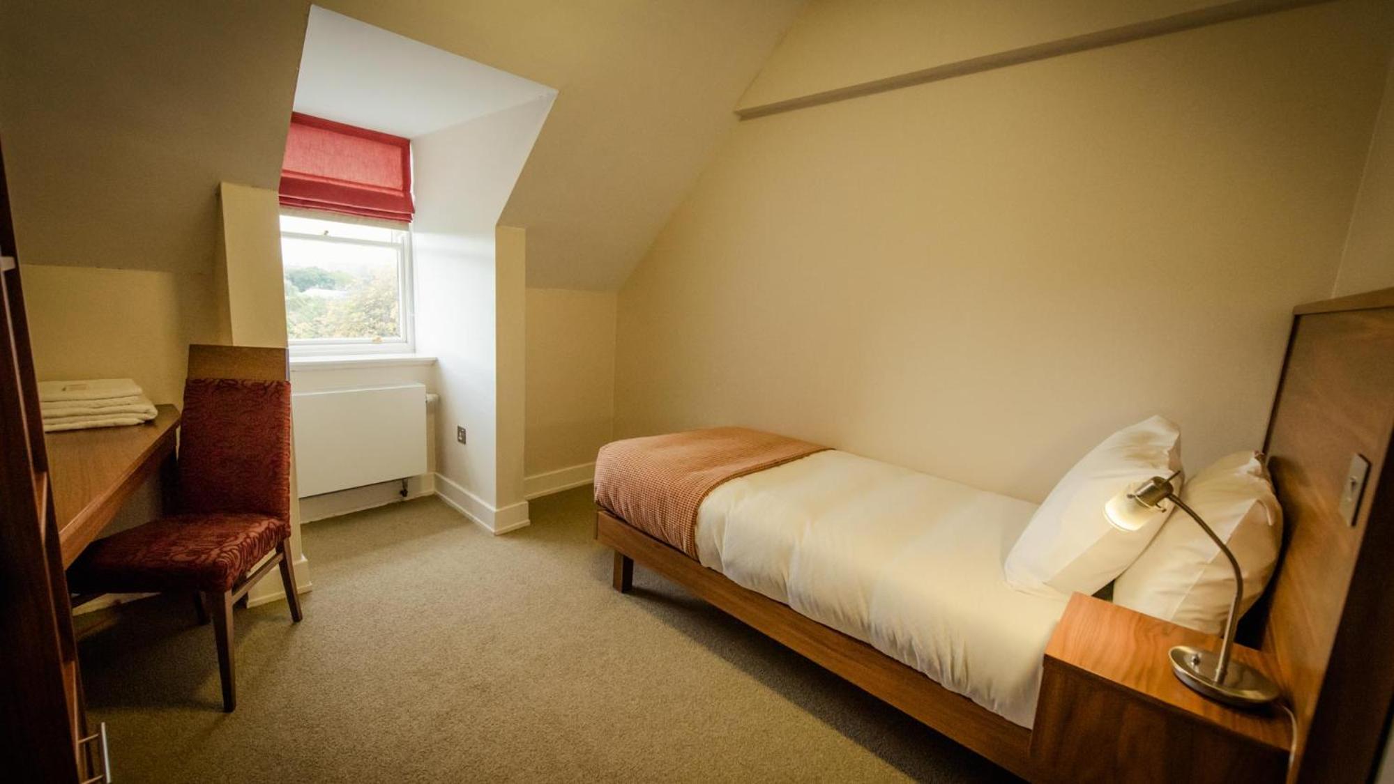 Single Room with Shared Bathroom