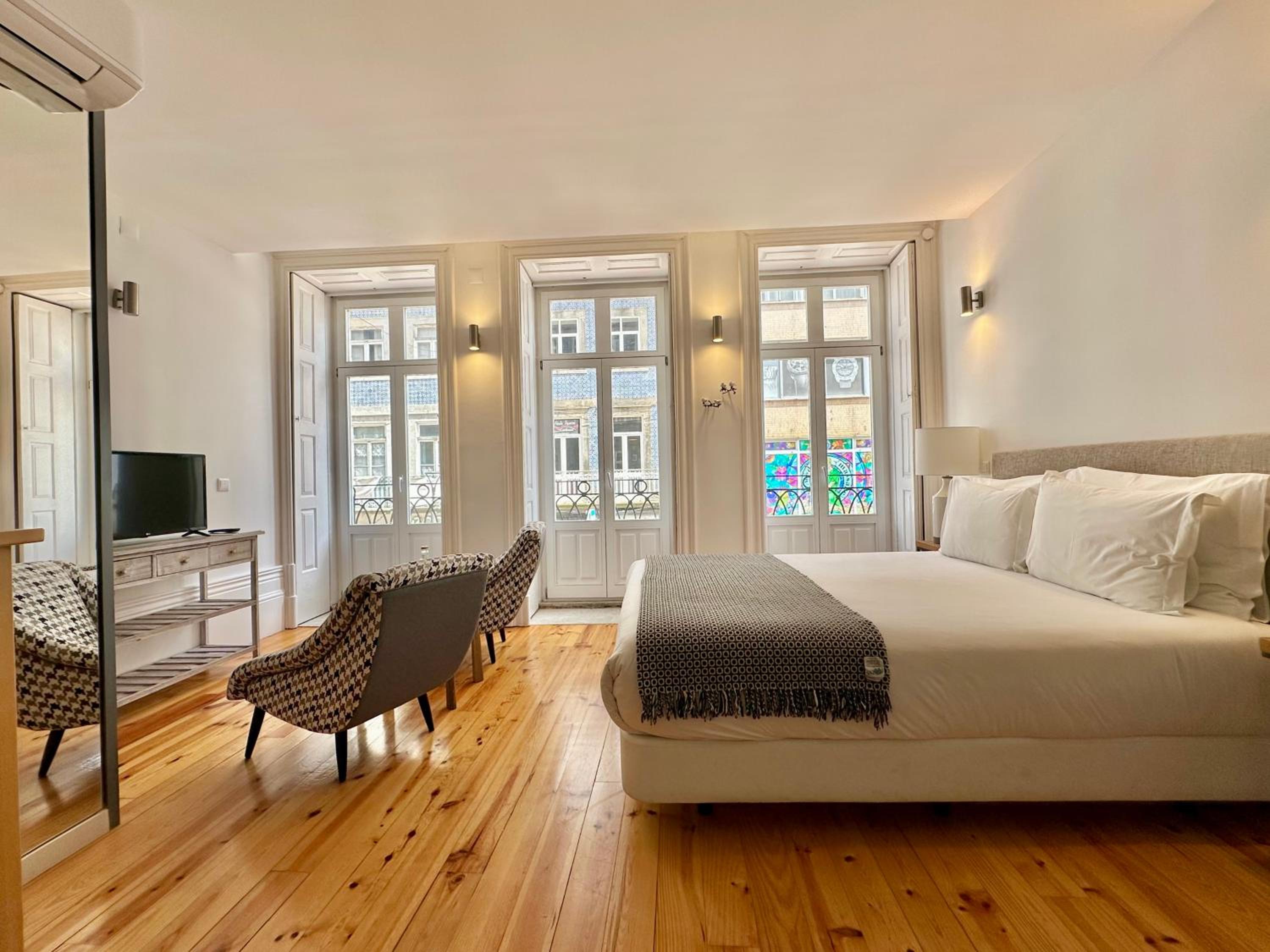 Superior Apartment with City View