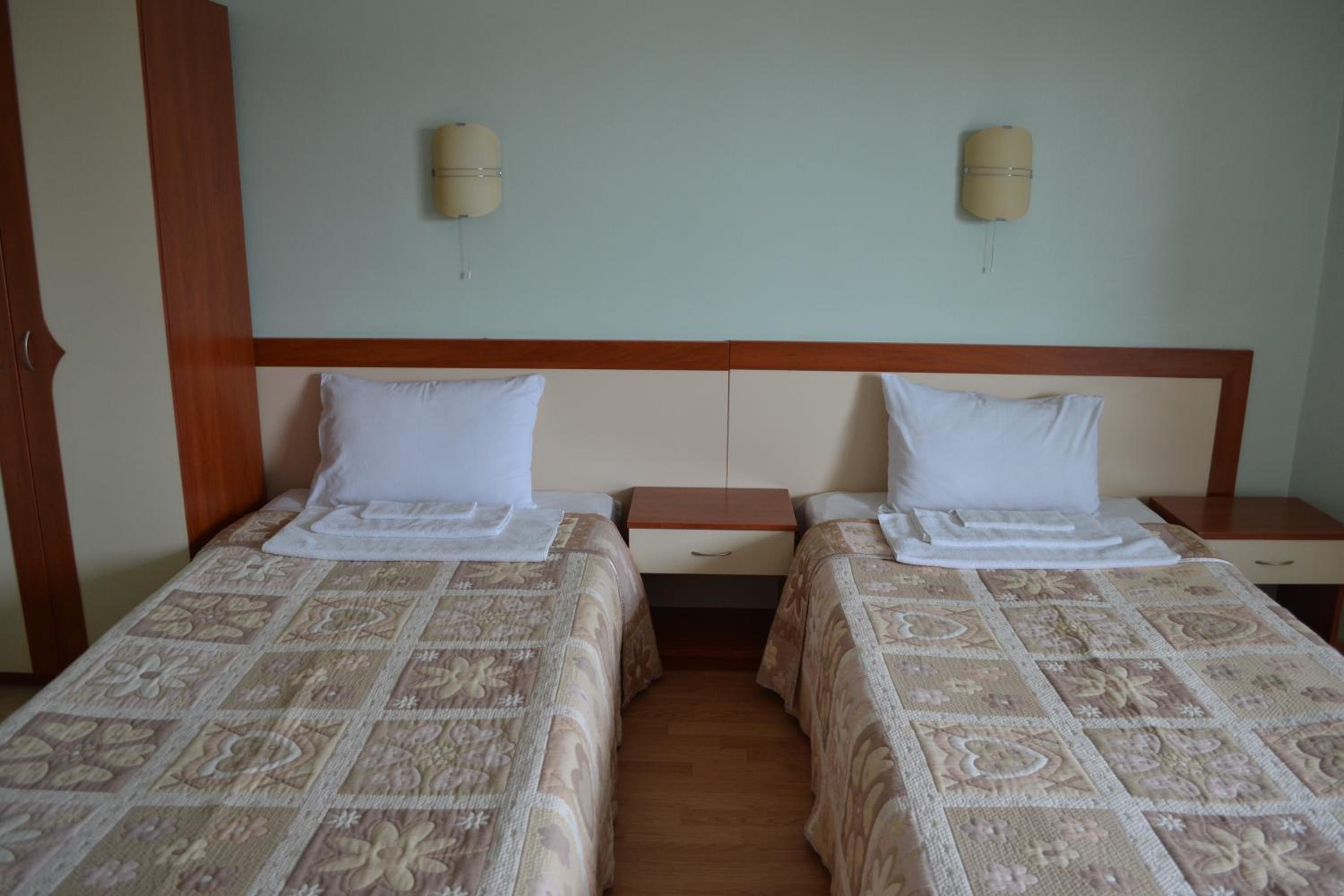 Double Room - Photo 3