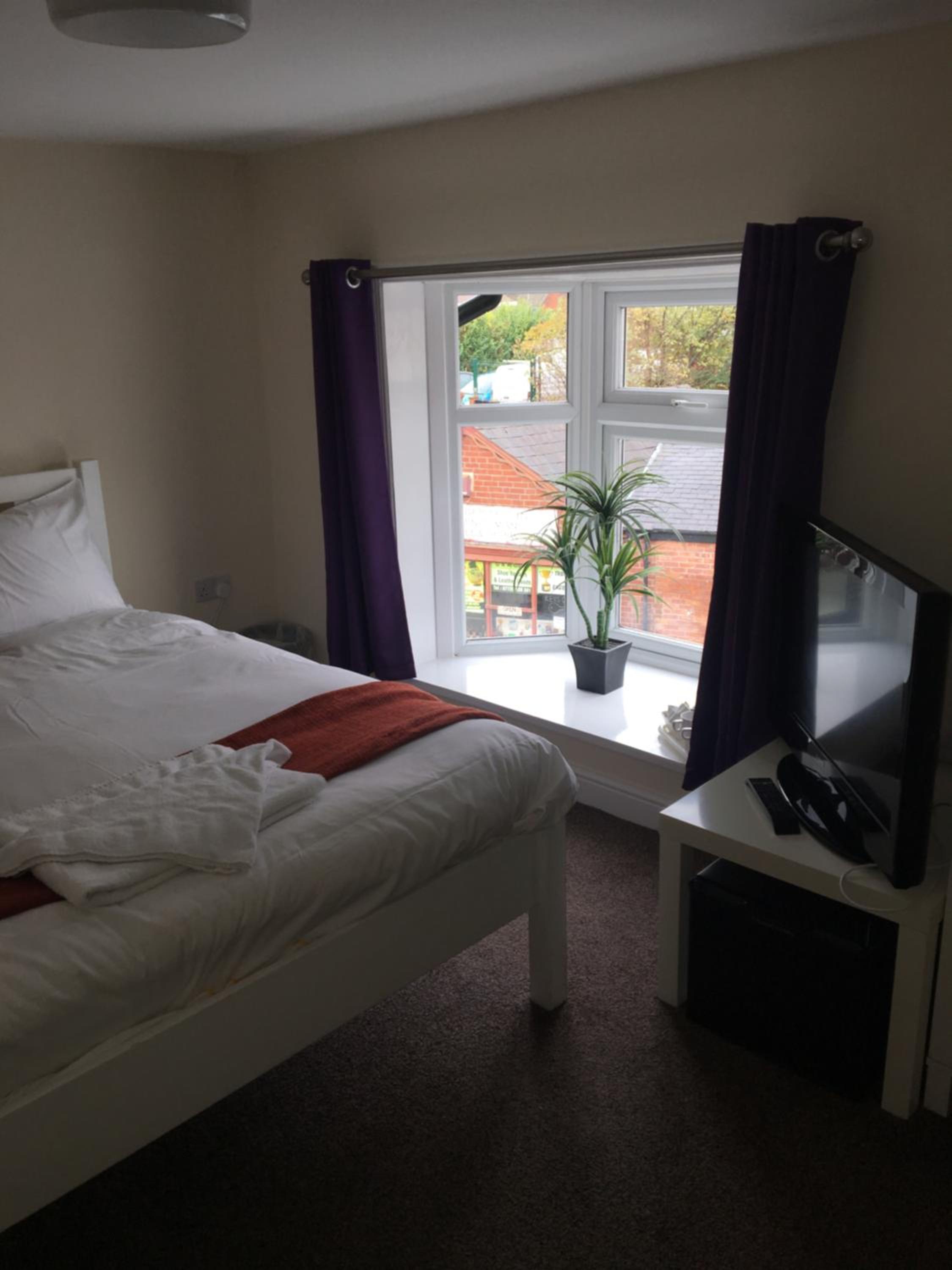 Double Room - Photo 6