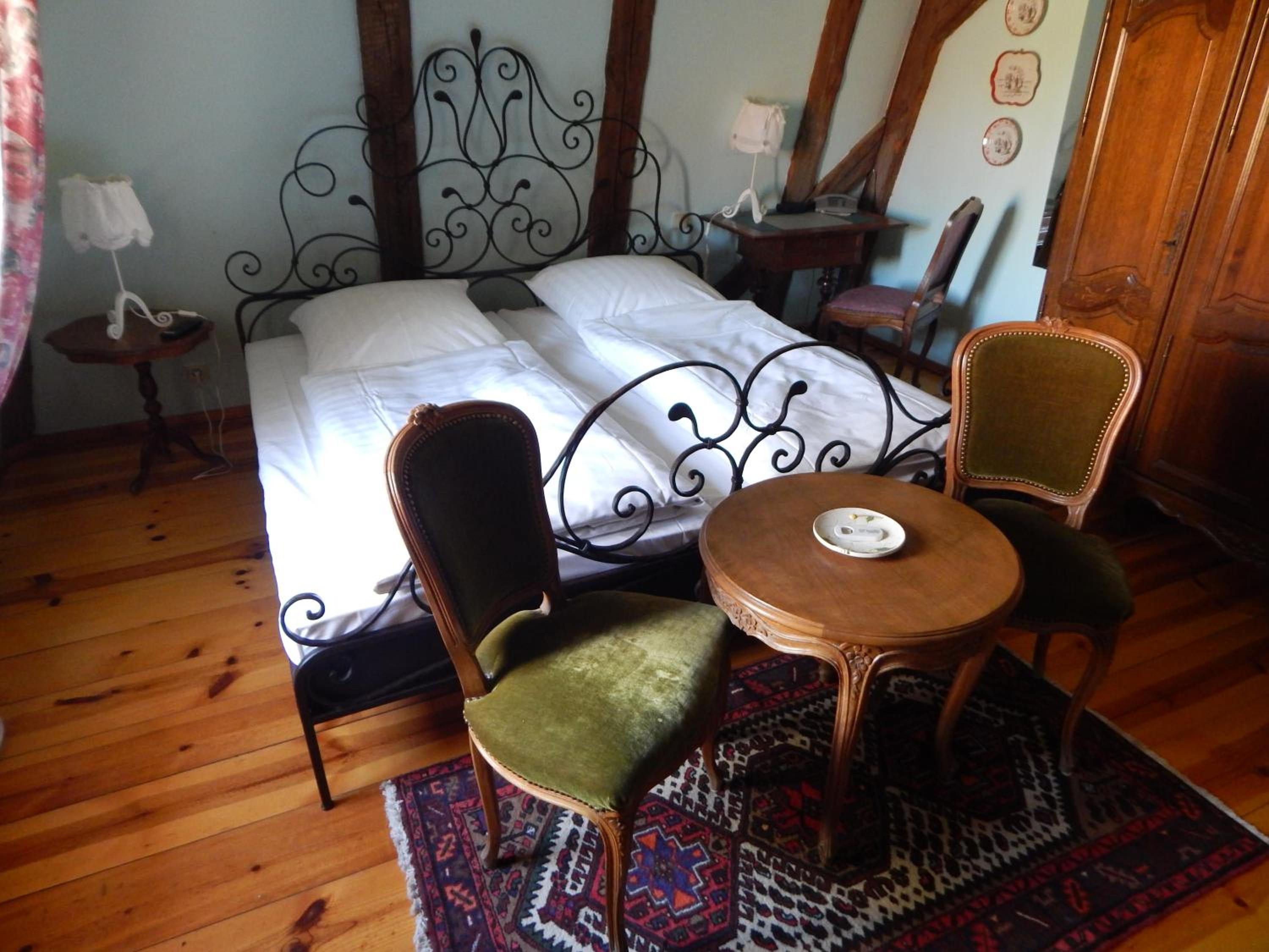Double Room - Photo 9