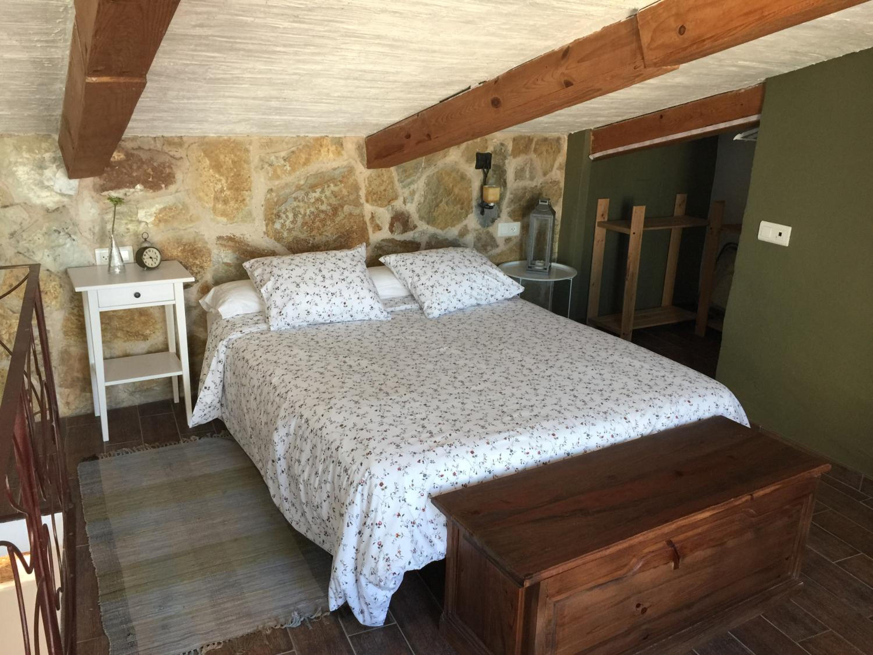 Three-Bedroom House photo 2