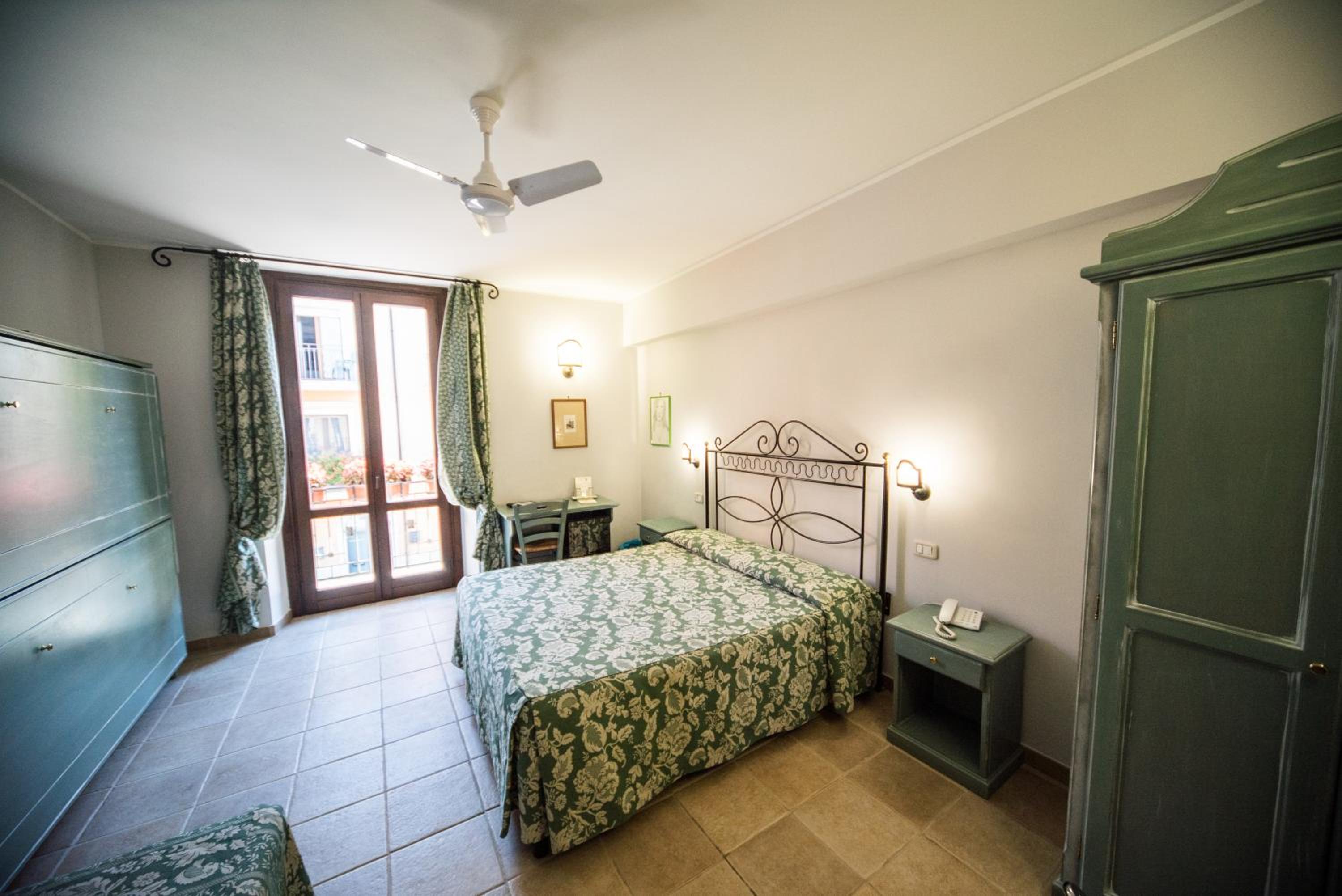 Comfort Triple Room - Photo 8