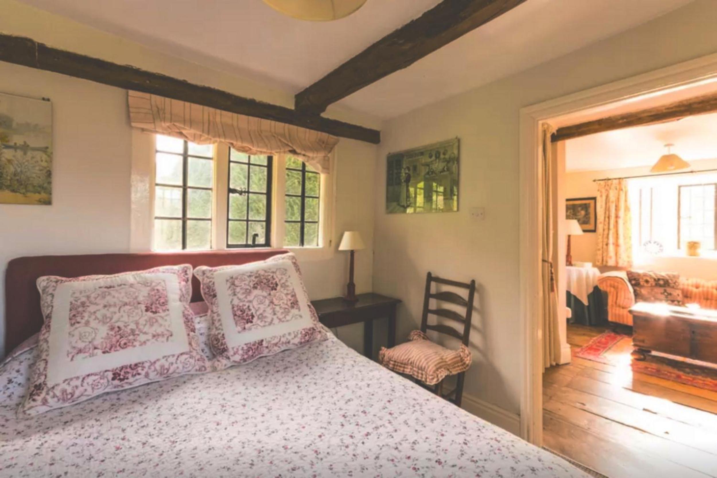 Three-Bedroom House photo 1