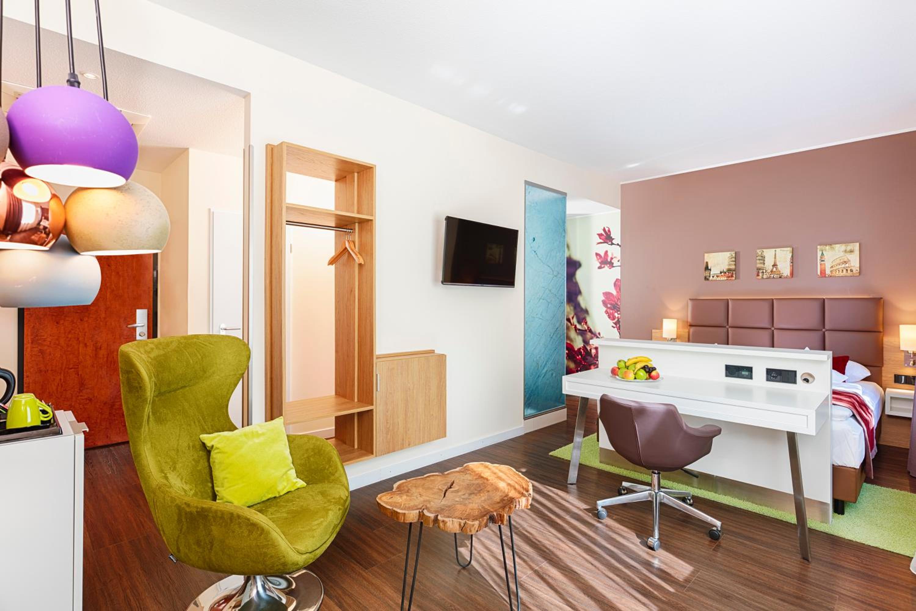 Comfort King Room - Photo 3