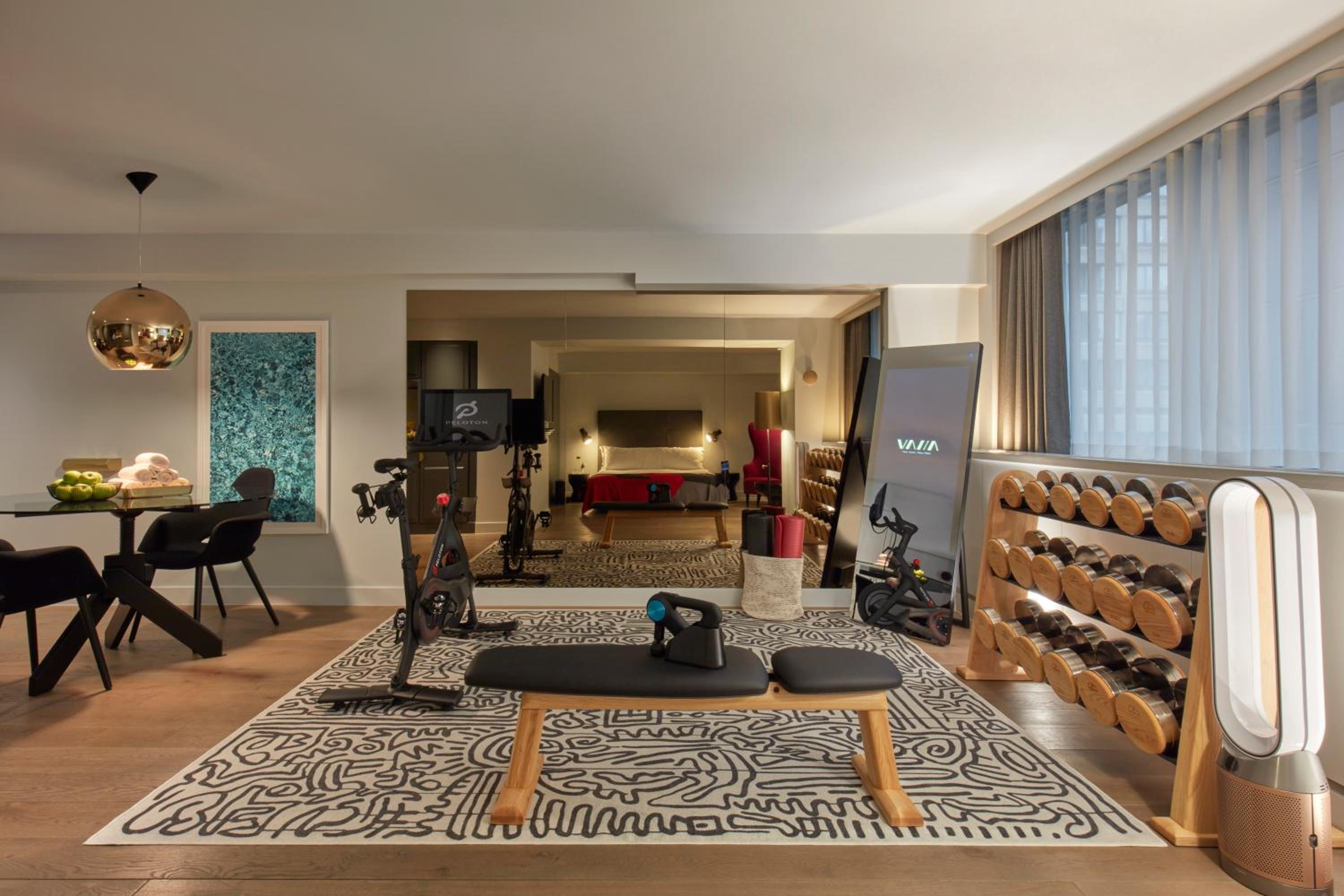 Ship Shape Suite