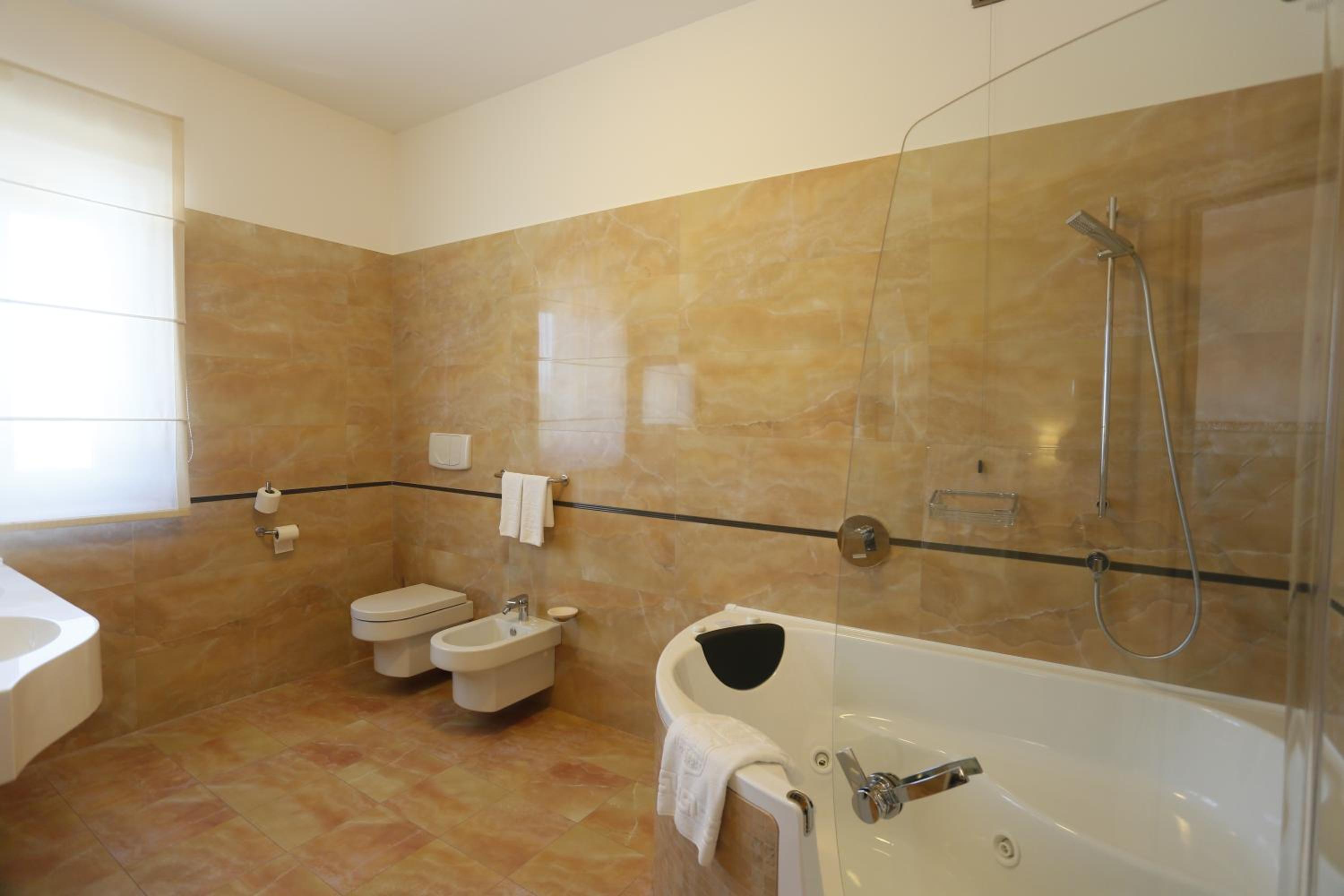 Suite photo 3