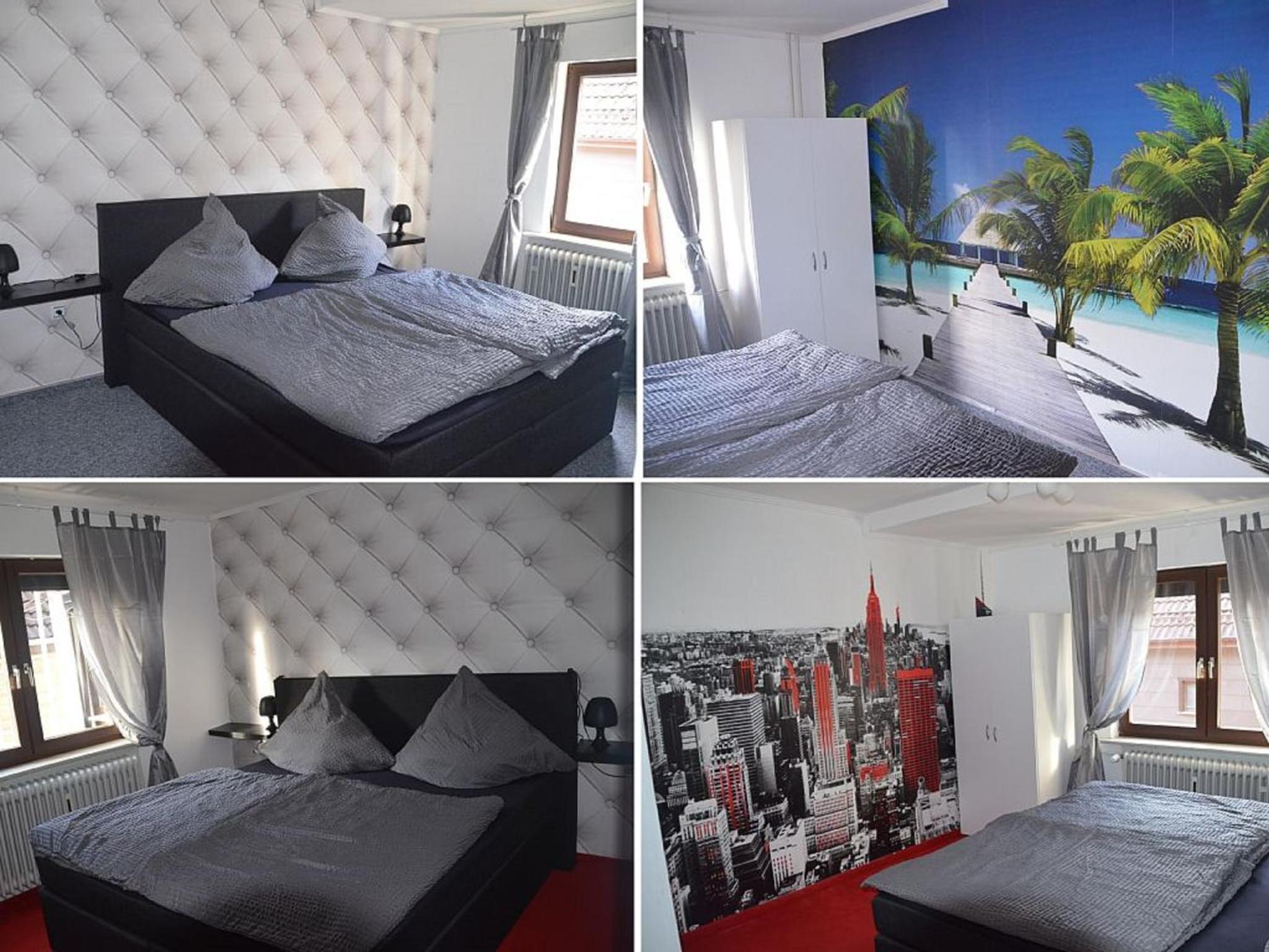 Eight-Bedroom House photo 1