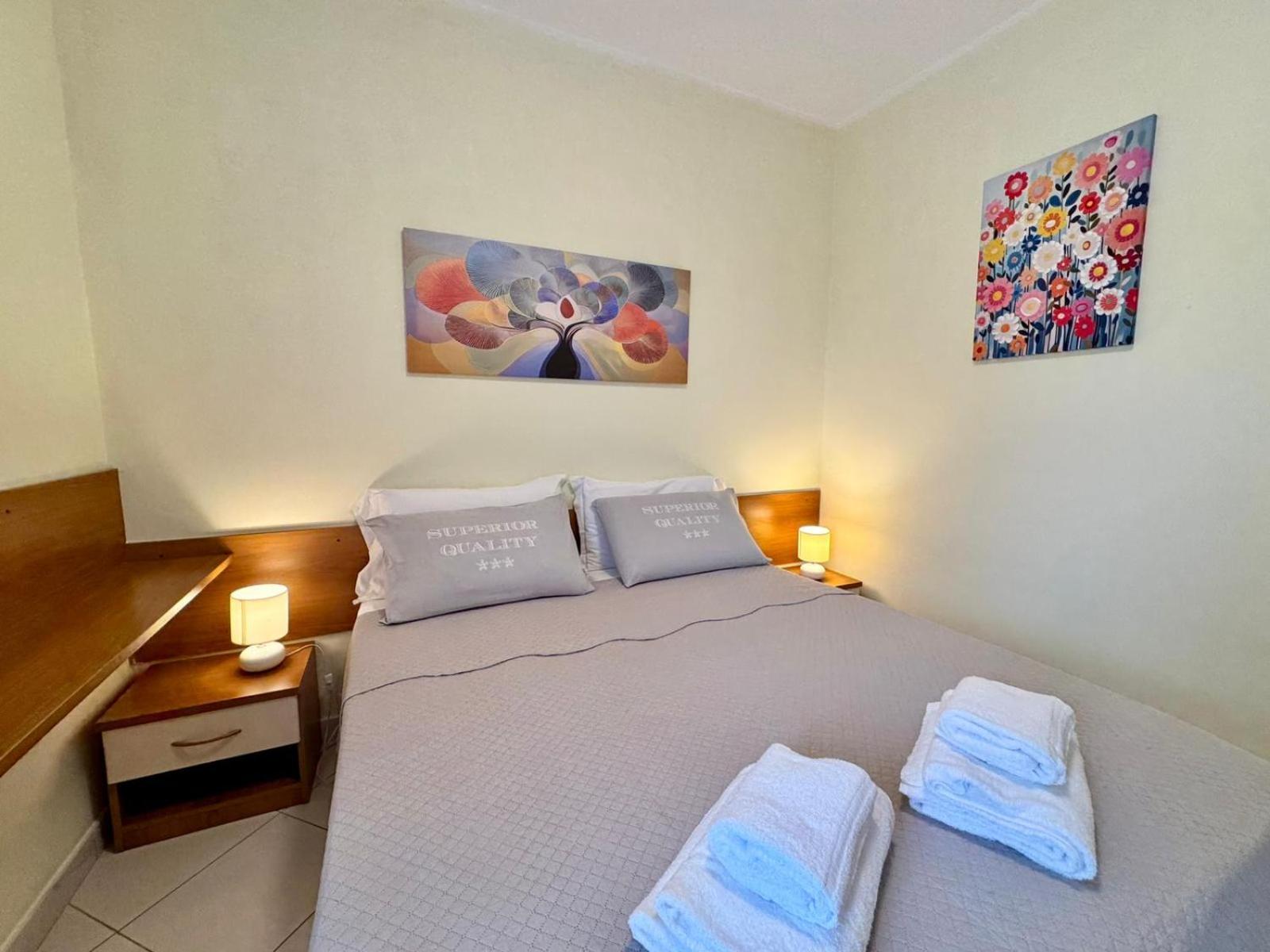 Two-Bedroom Apartment with Balcony photo 1
