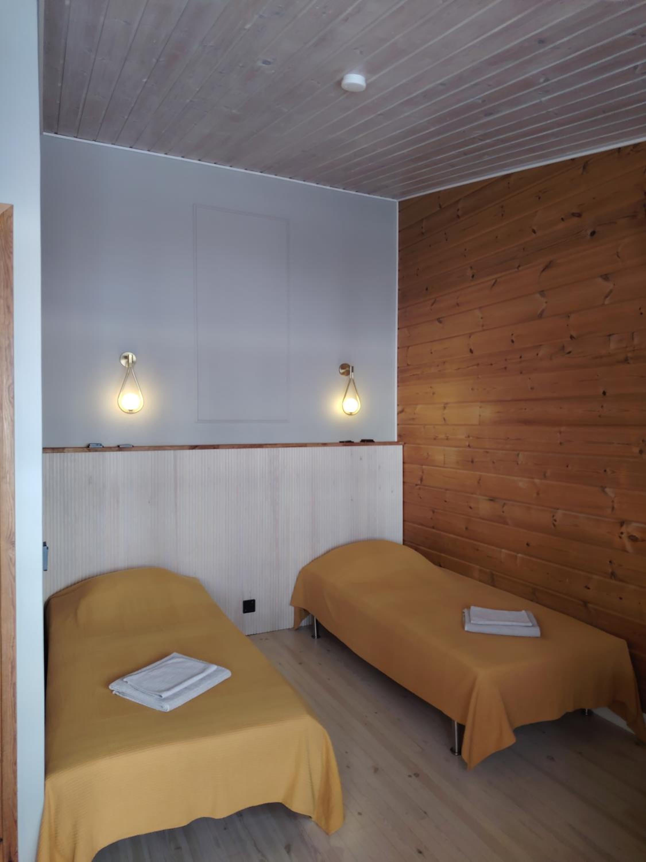 Twin Room with Lake View