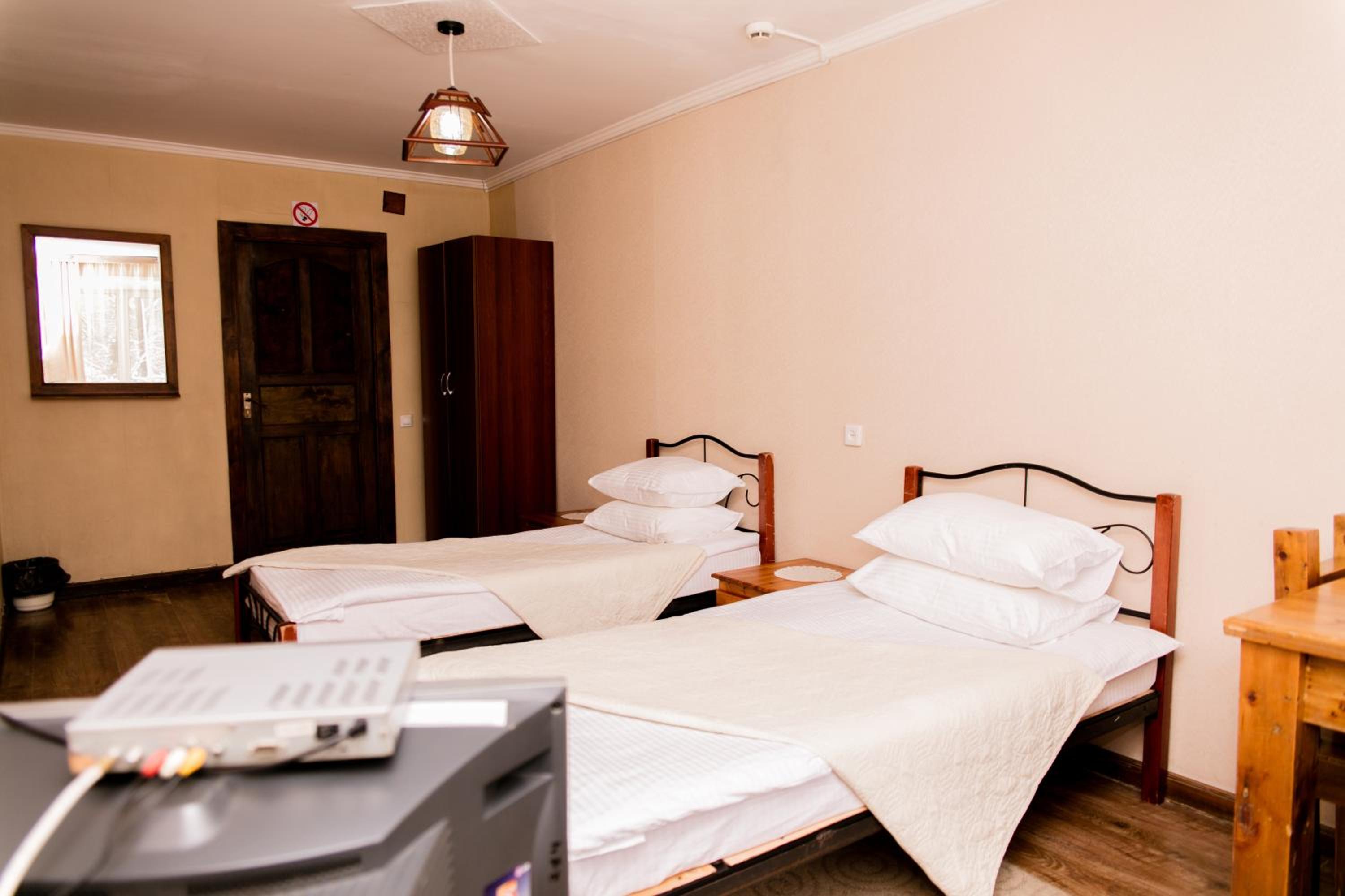 Economy Double or Twin Room photo 2