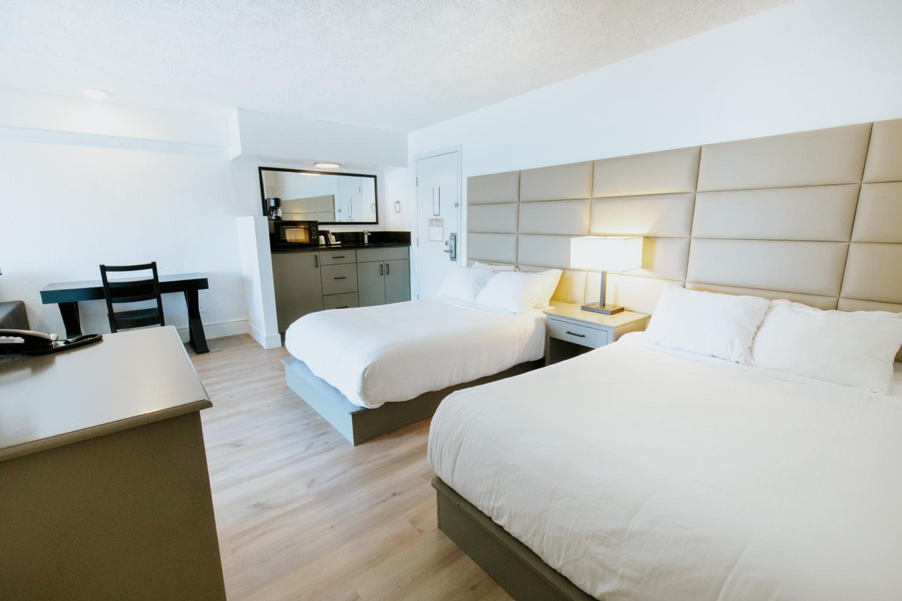 Family Suite - Photo 2
