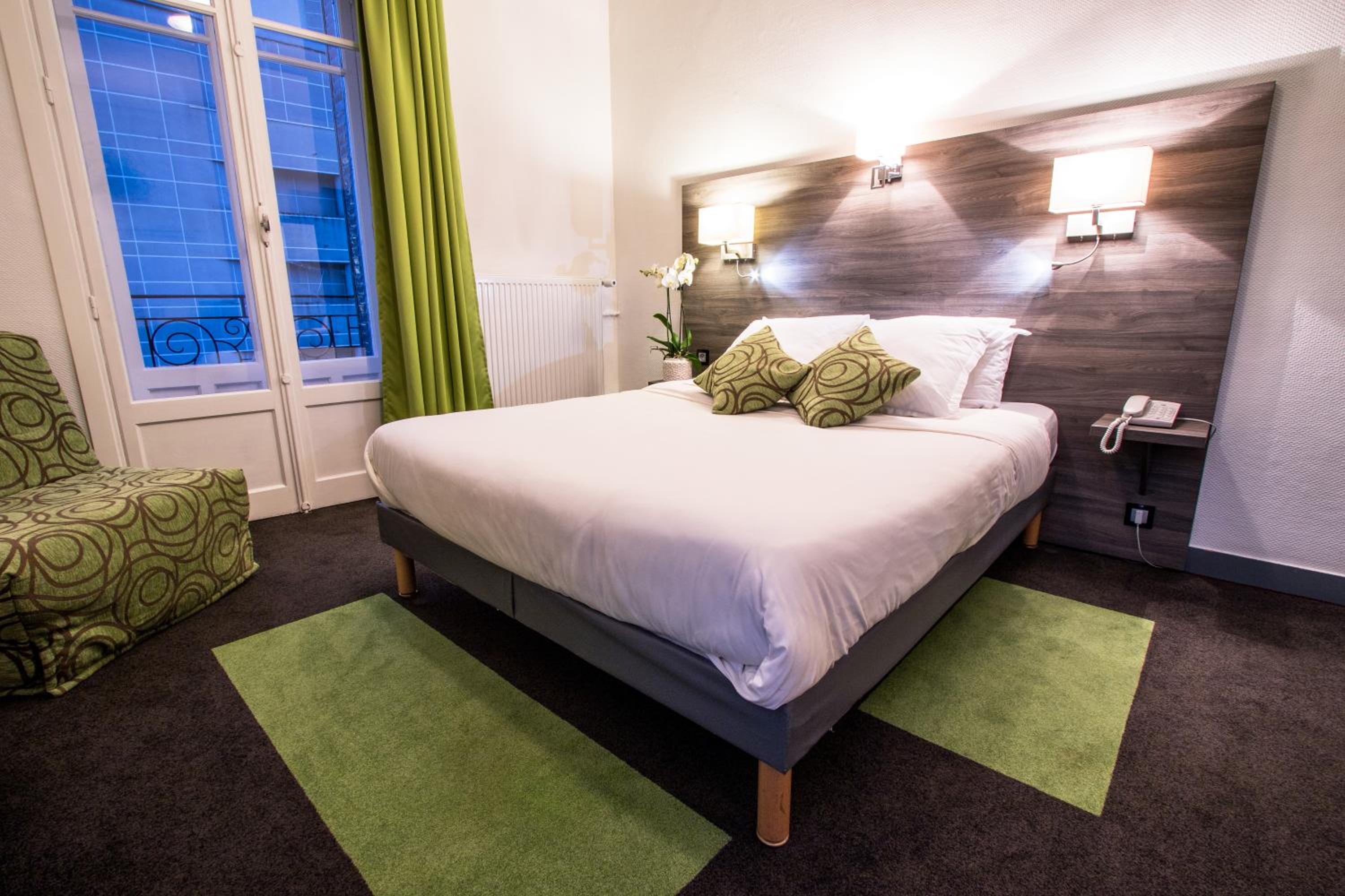 Double Room - Photo 3